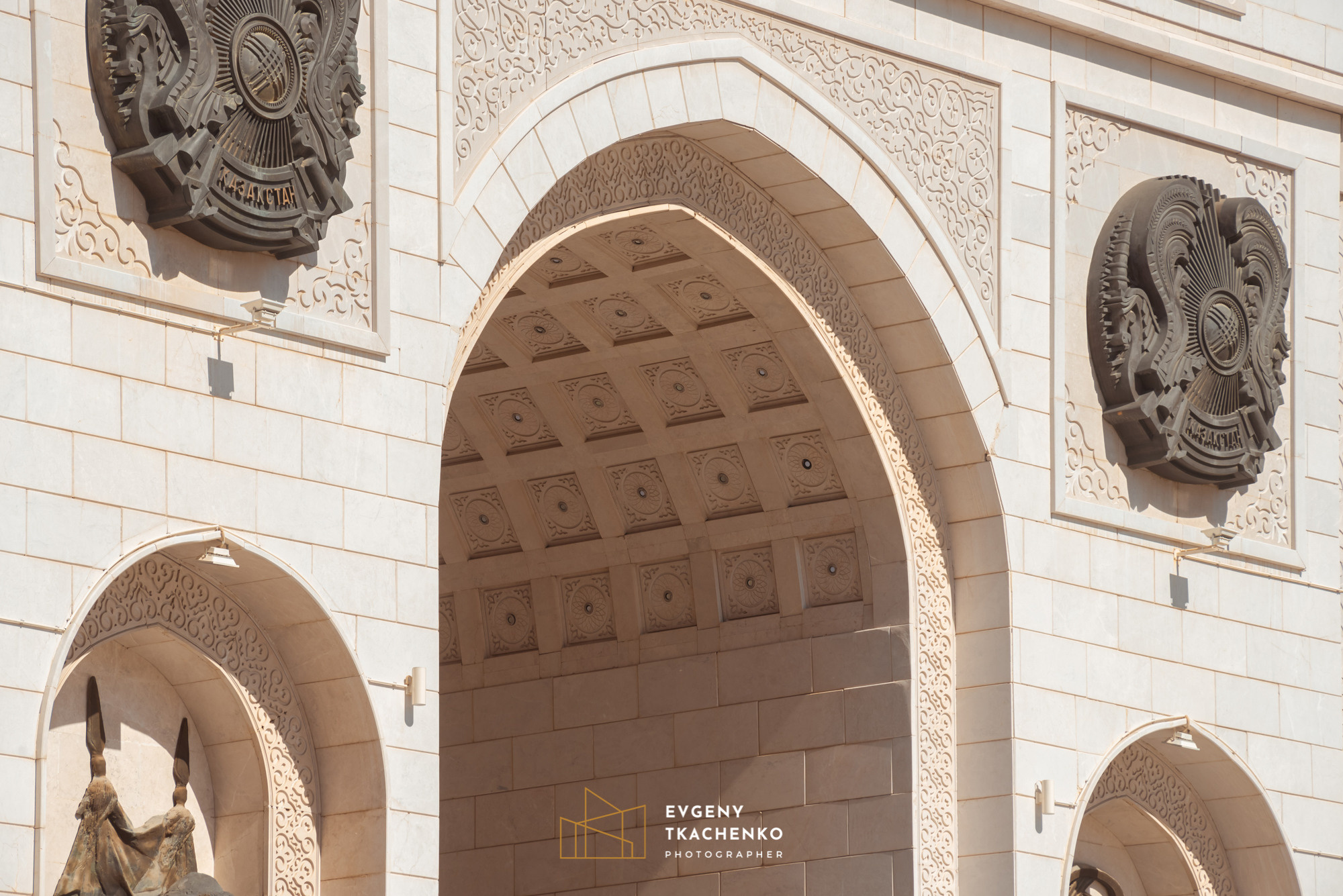 Арка «Мәңгілік Ел». Архитектурный и интерьерный фотограф в Казахстане
