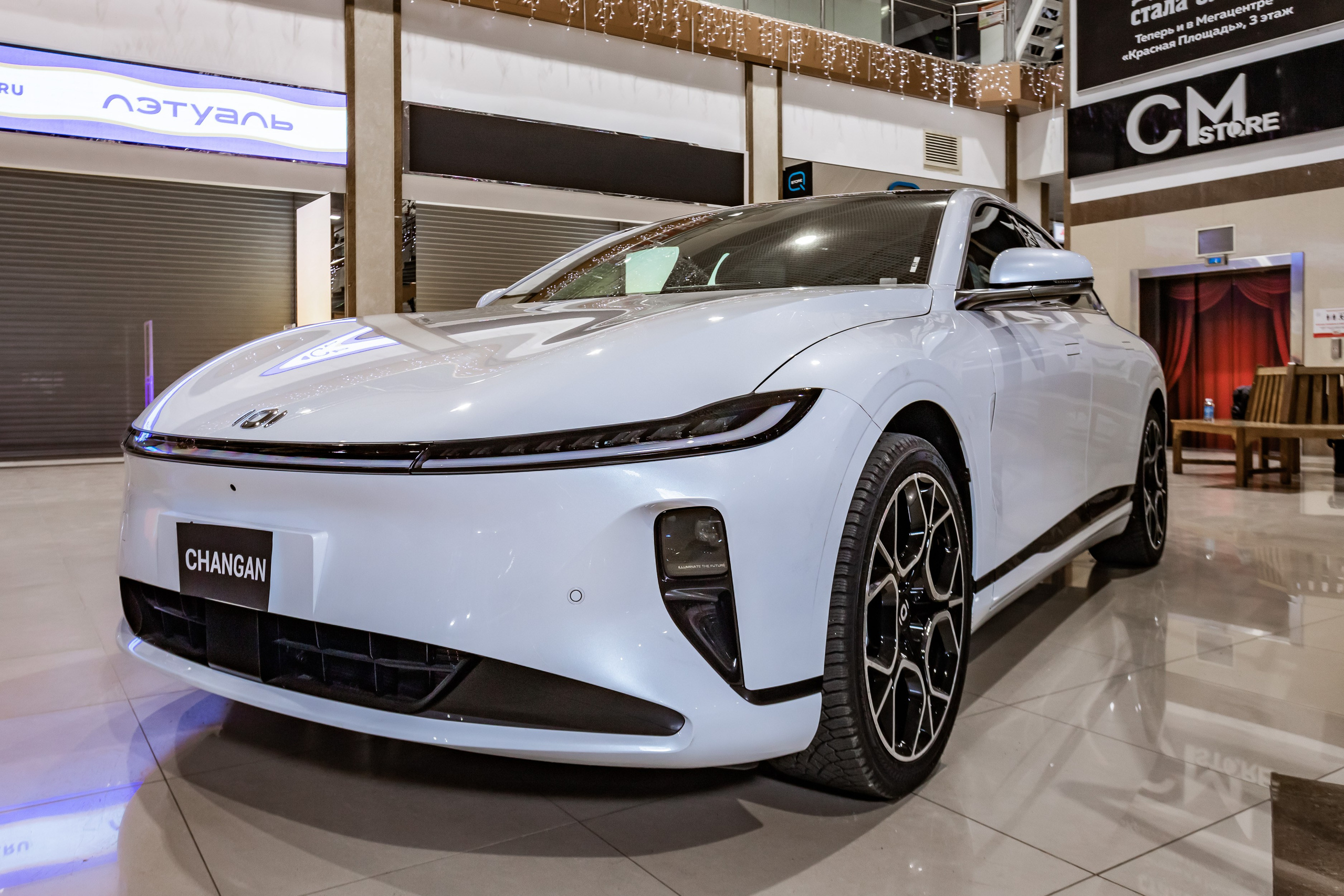 Фотосъемка электроавтомобилей для Emodels. Создание сайтов, SMM, производство контента | Студия «Медведь» | Услуги для бизнеса