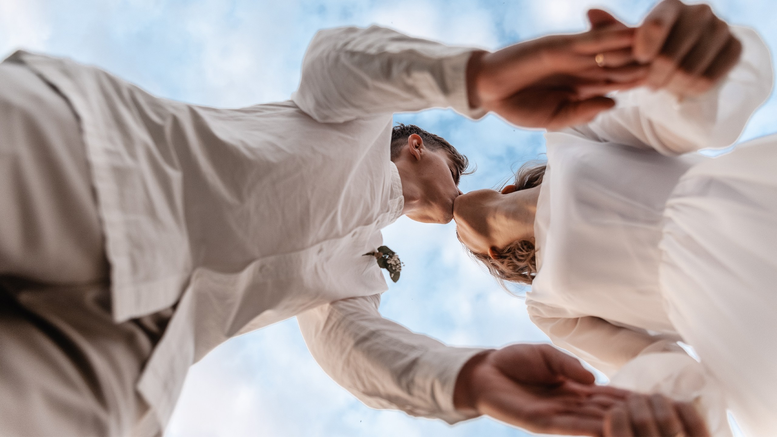 Свадебный фотограф в Екатеринбурге Артём Зайнетдинов