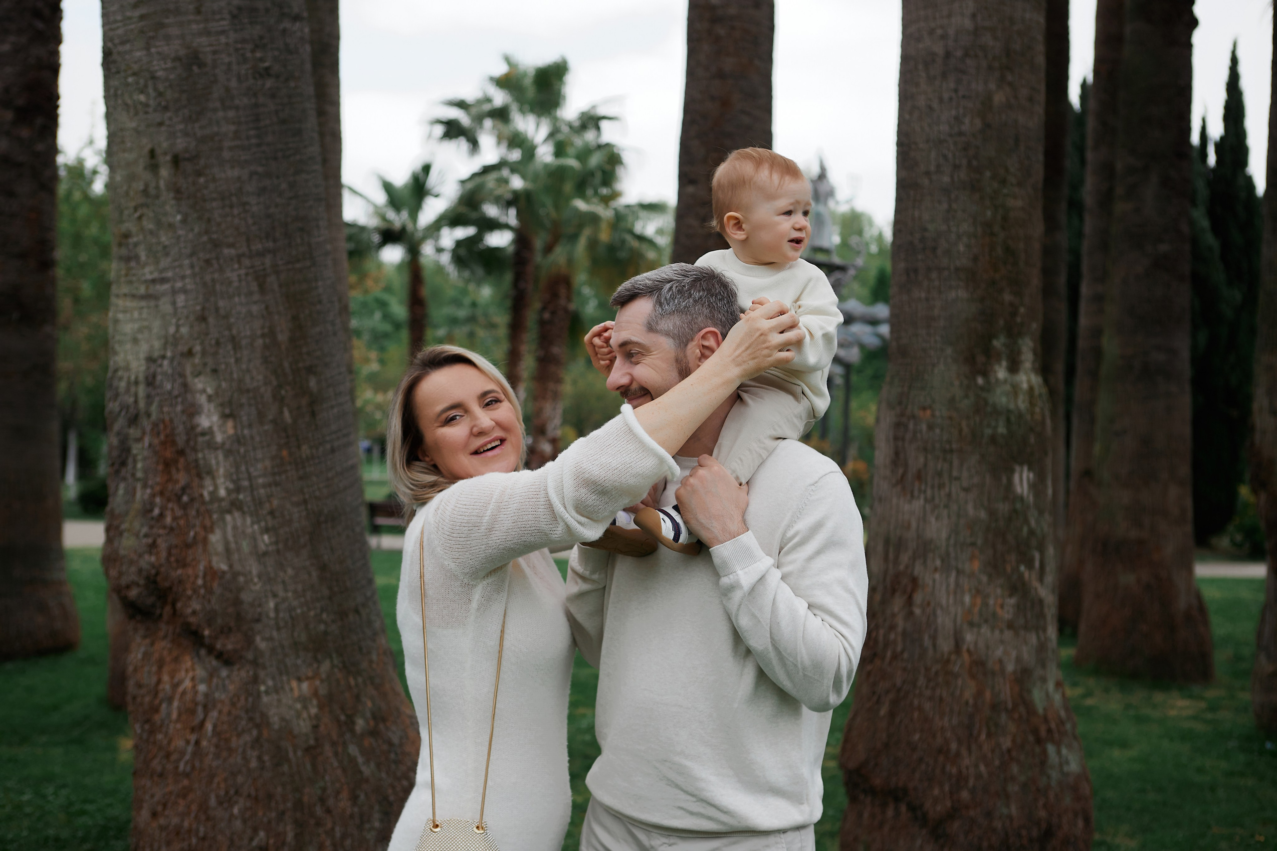 Фотосессия красивой семьи Кангун. Свадебный и семейный фотограф в Сочи-Красной поляне Ларионова Анна