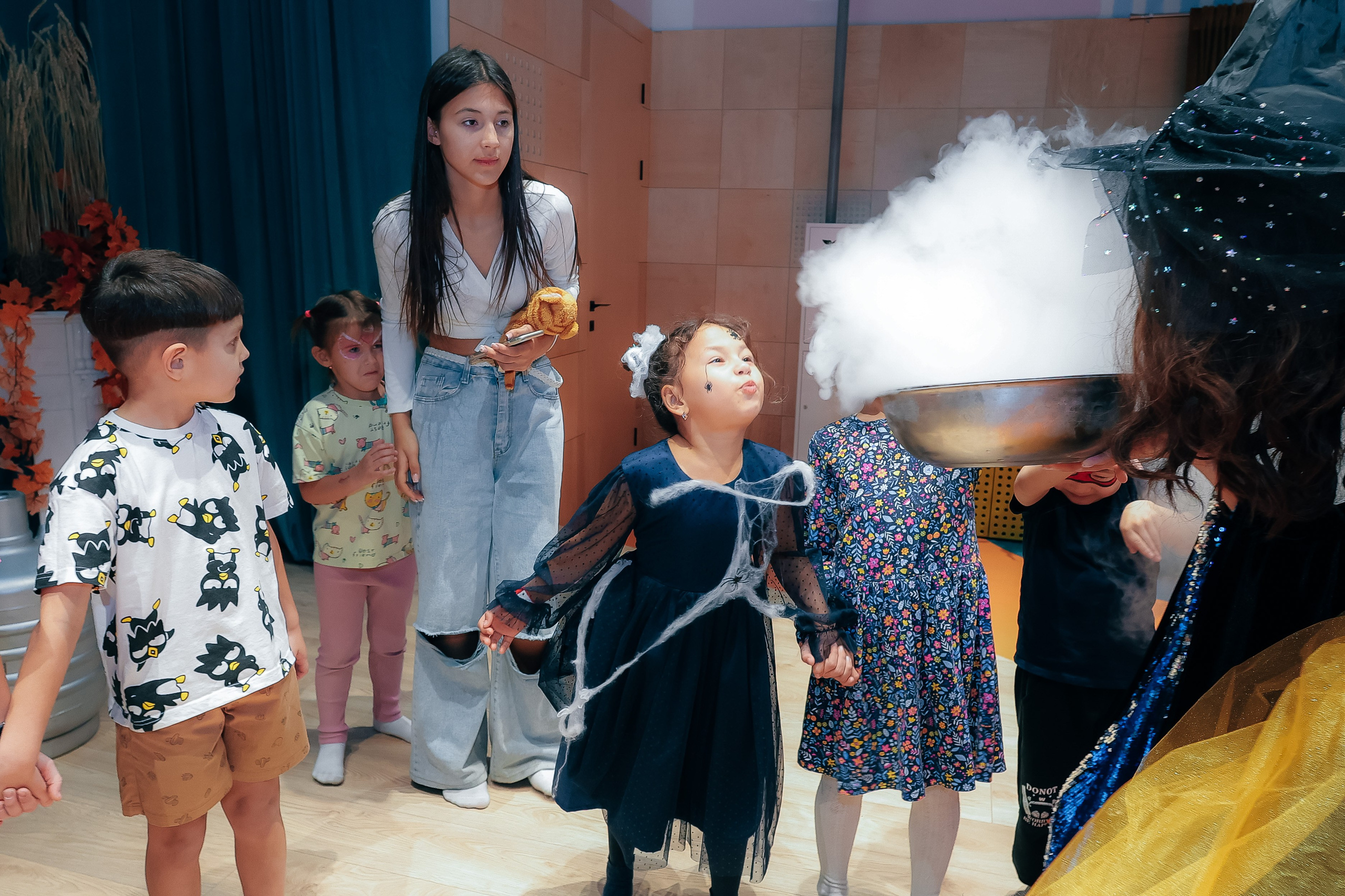 02.11 Halloween в Zhooki Park. Команда специалистов в мире фотографии и видео. Детский фотограф, семейный фотограф