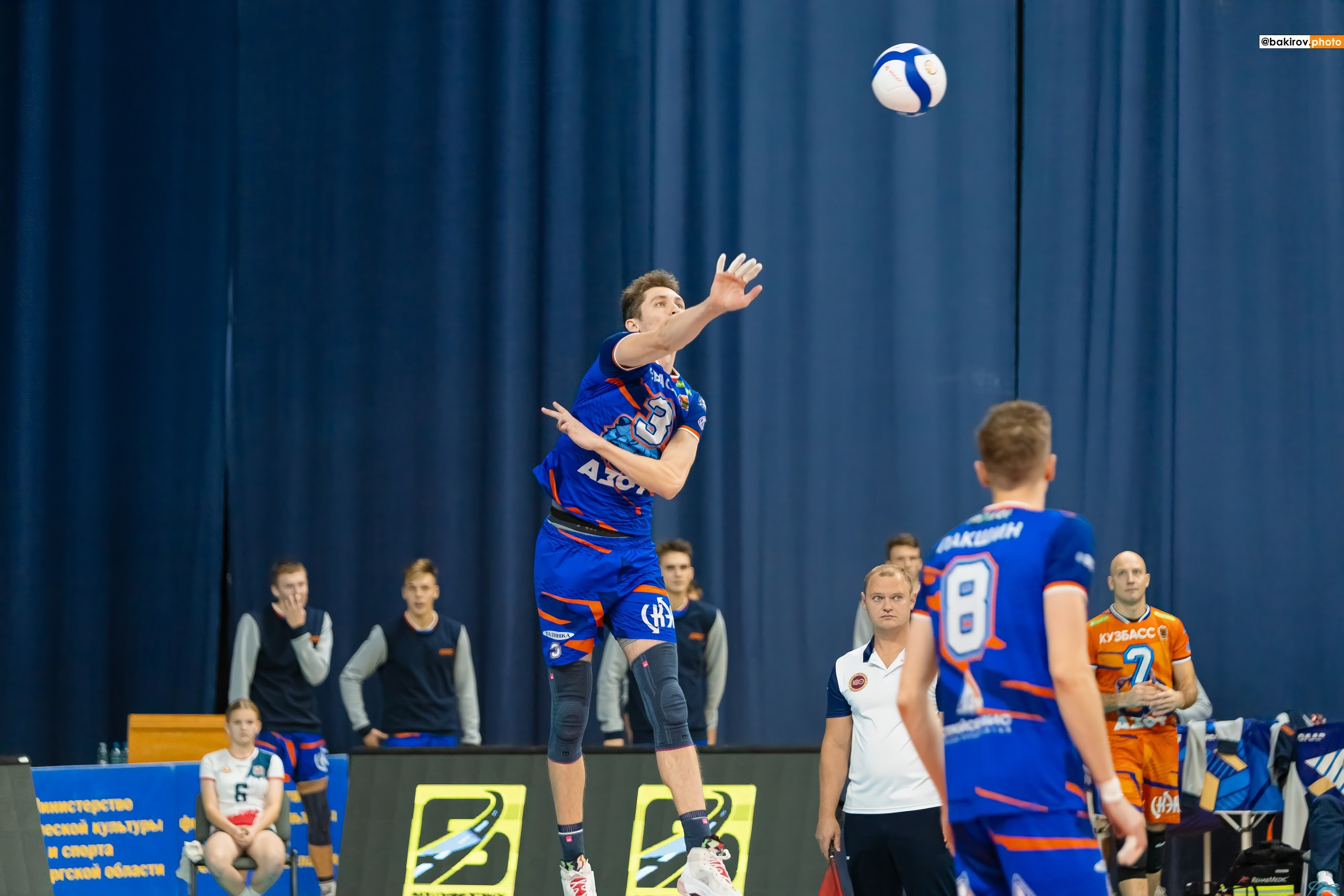 06.11 Волейбол. Нефтяник-Кузбасс. Команда специалистов в мире фотографии и видео. Детский фотограф, семейный фотограф