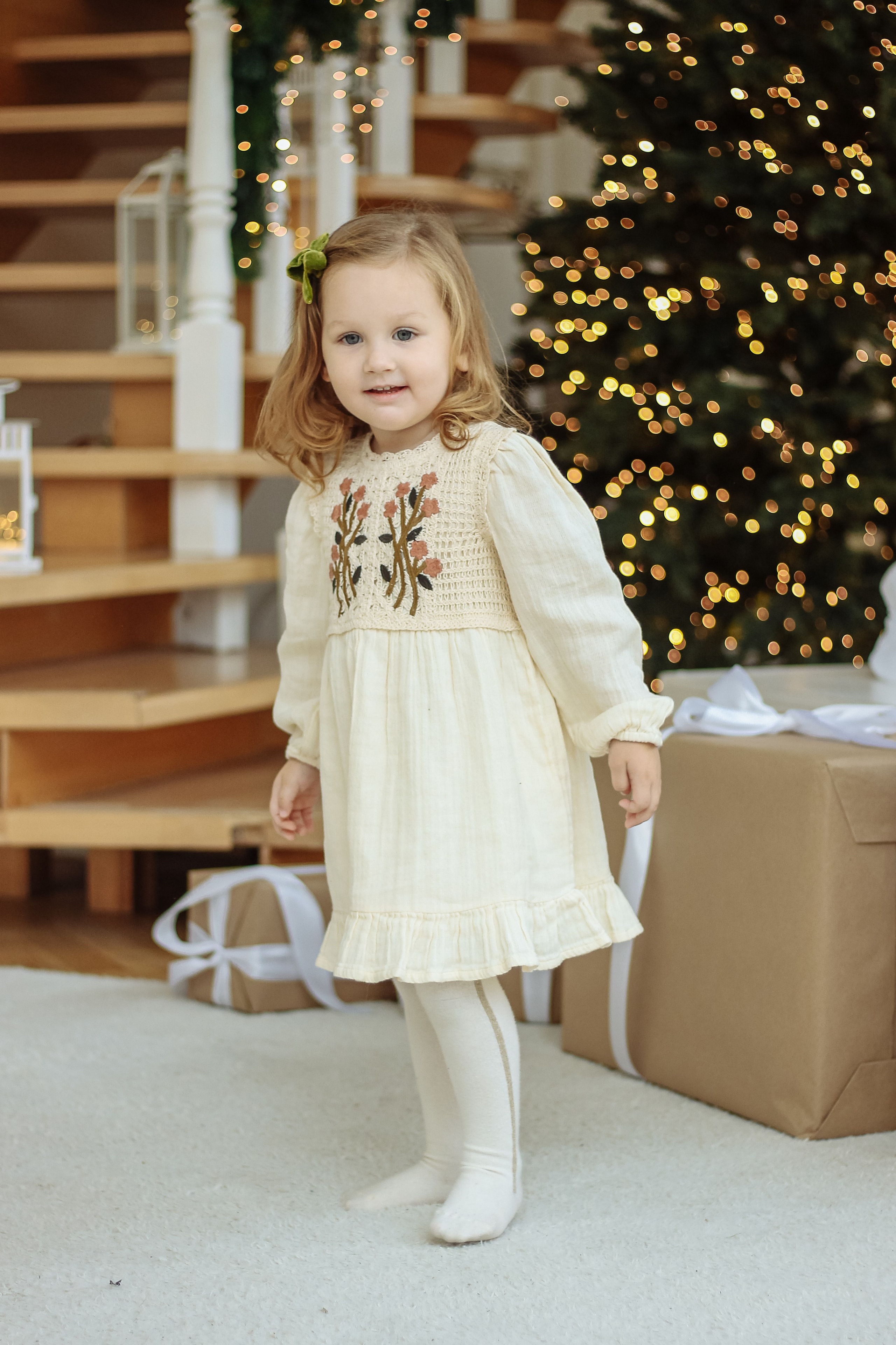 Семейная новогодняя фотосессия в студии в Москве. Профессиональный фотограф беременности семейных фотосессий в Москве Балашихе Наталья Преснякова