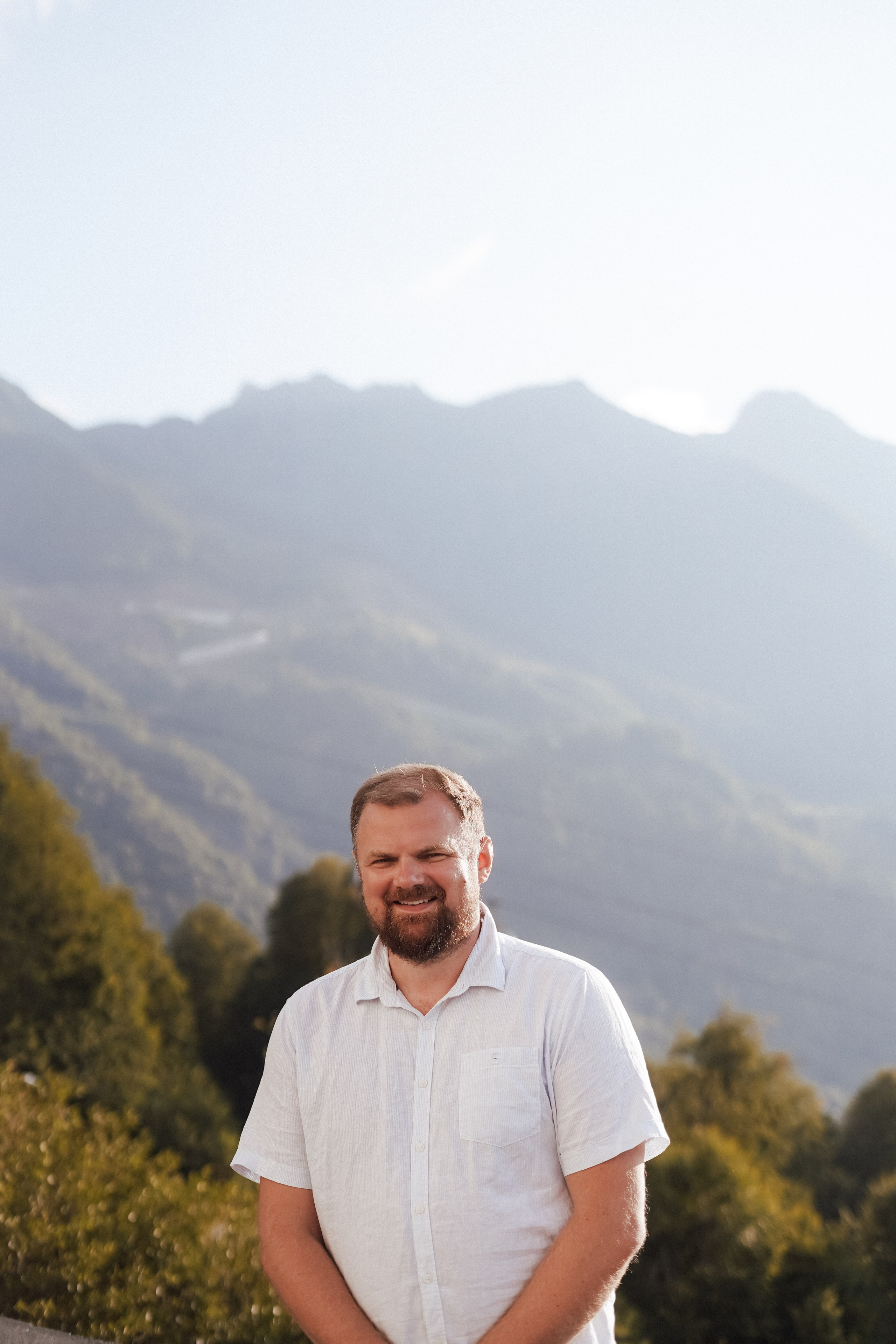 Алексей и Екатерина в горах Красной Поляны. Фотограф в Сочи и Абхазии | Фототуры | September Air