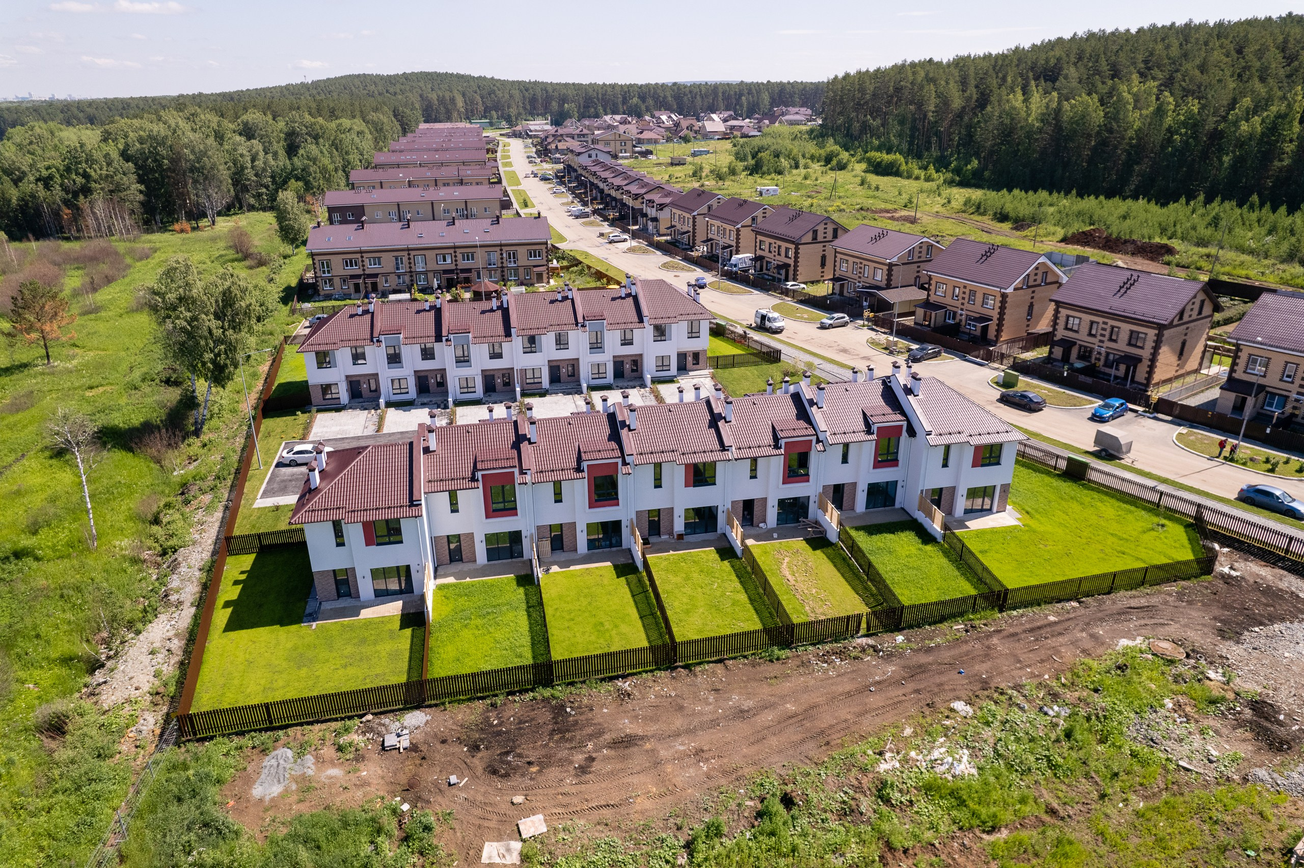 Фотограф для съемки этапов строительства. Контент для бизнеса в Екатеринбурге Полдень Медиа