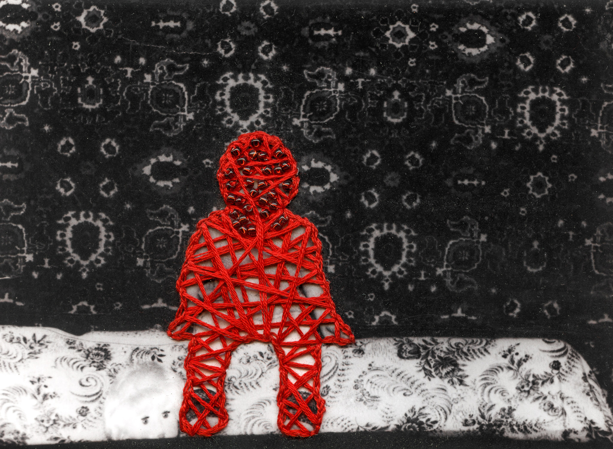 Принимаю участие в групповой выставке «Архив памяти», организованной NIZINAFEST. Фотограф — документалист Елена Серафимова