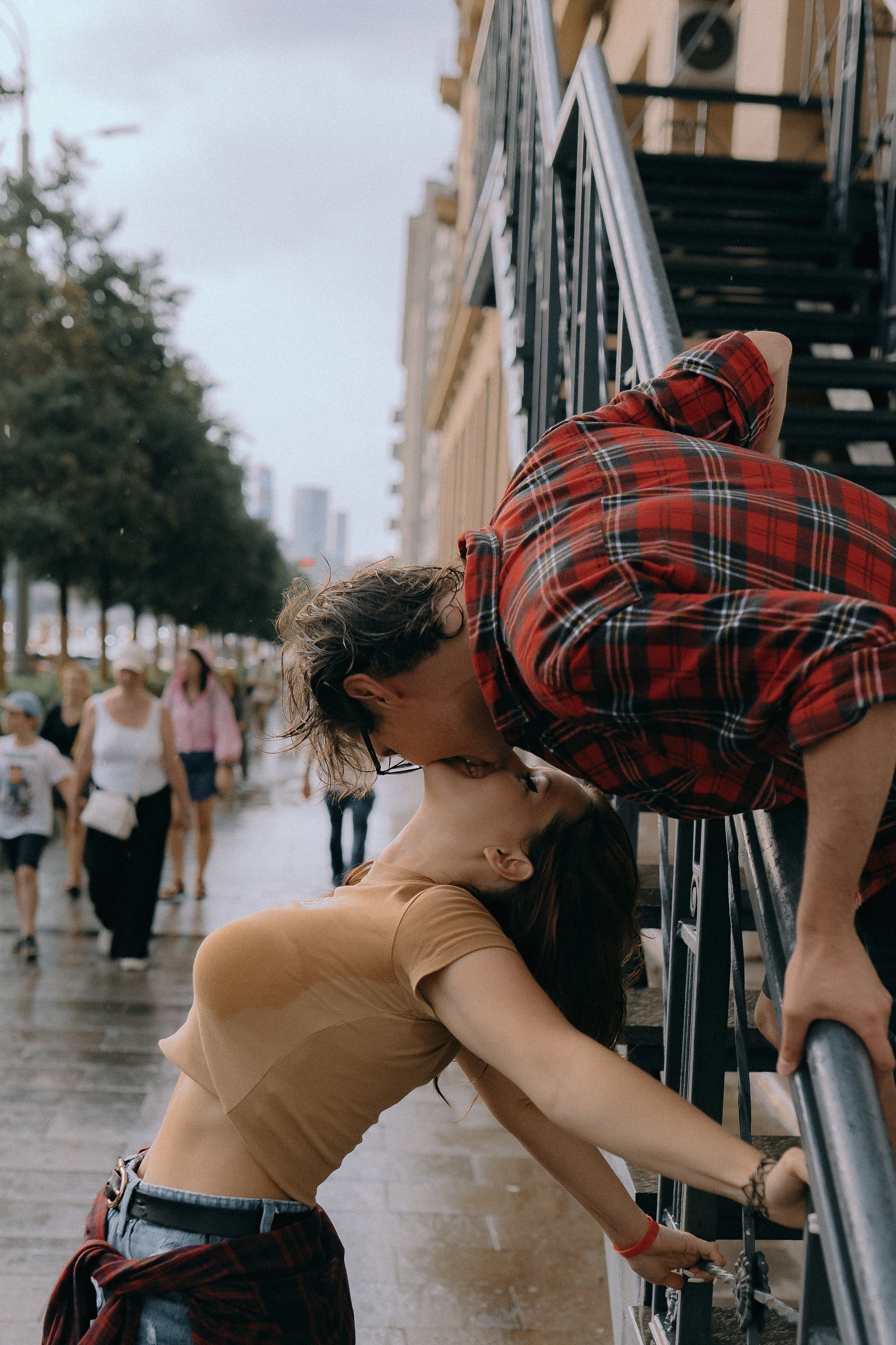 И под дождем. Андрейко Надежда