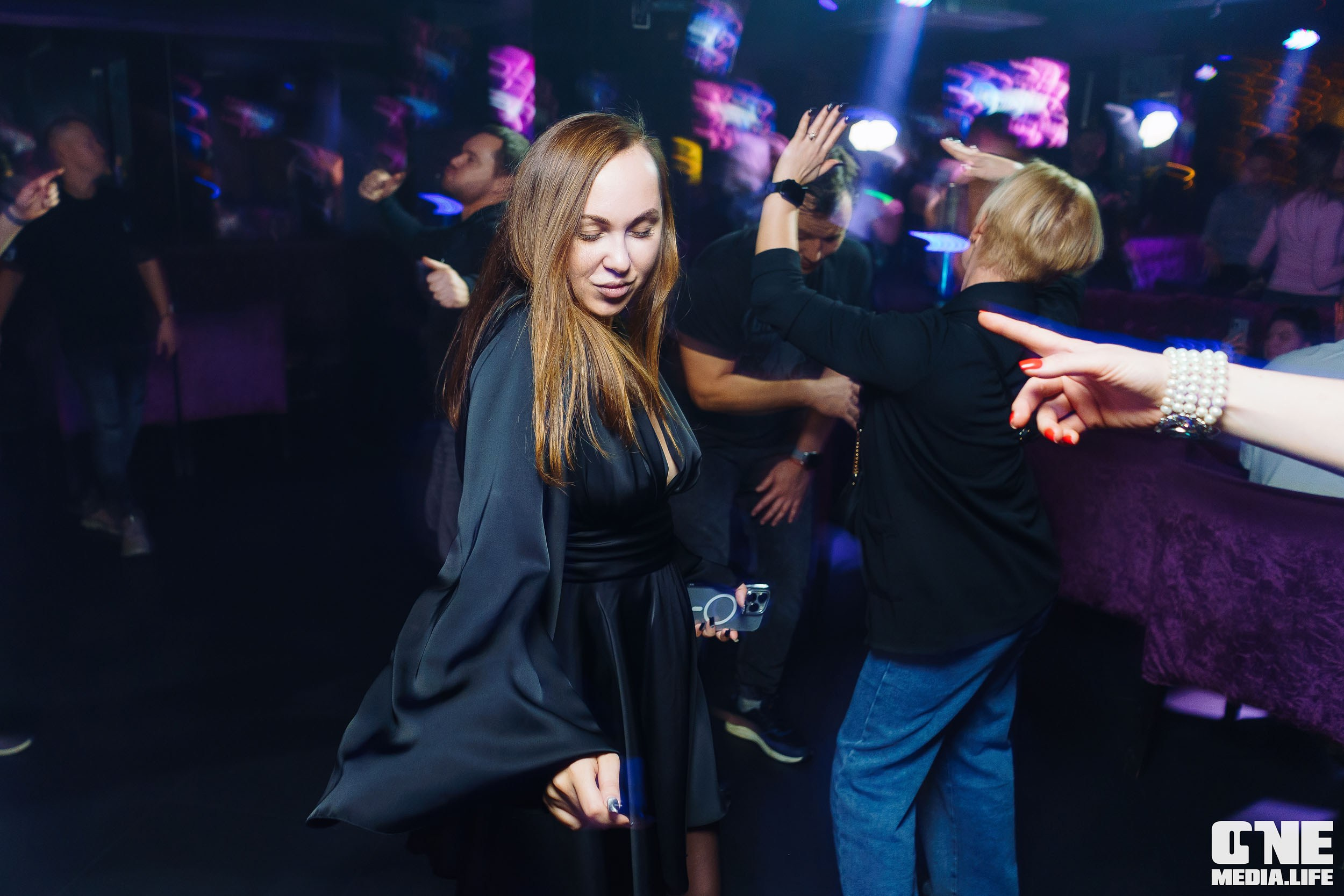 Фоторепортаж из караоке-клуба Эйфория. One Media Life: фоторепортажи, фотоотчеты с мероприятий и заведений