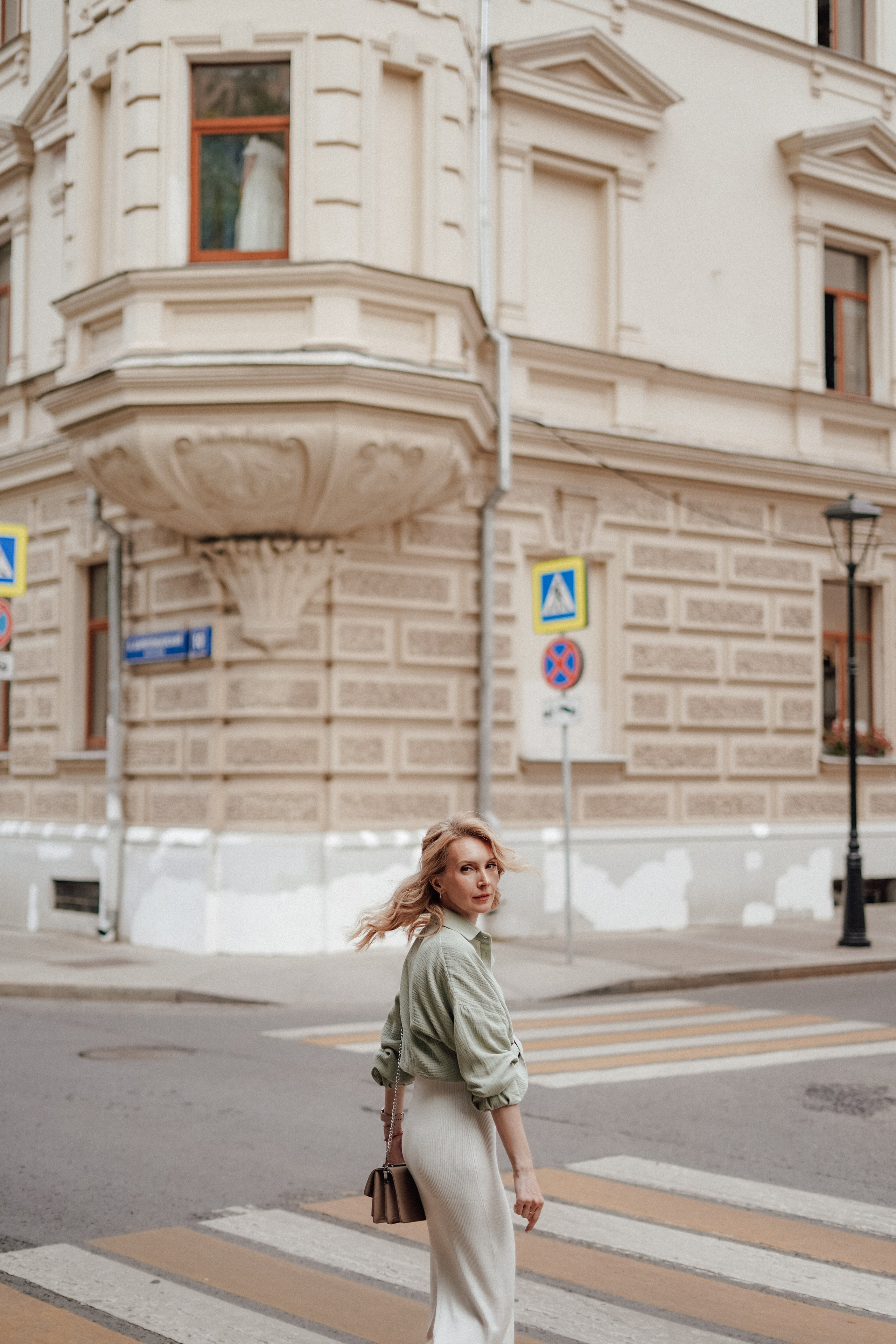 Арина на Чистых Прудах. Фотограф в Сочи и Абхазии | Фототуры | September Air