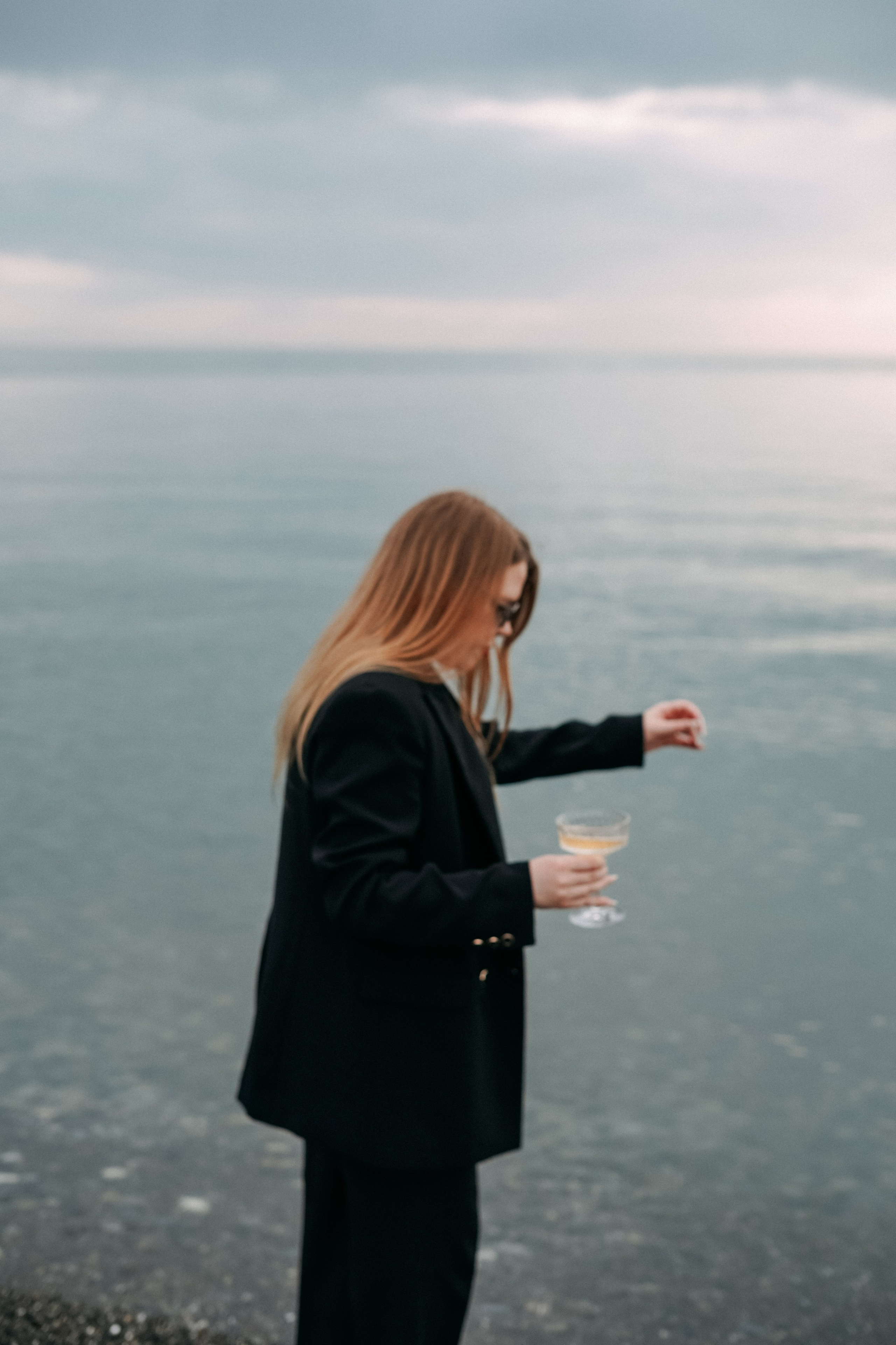 Даша и Артём на пляже Ривьера. Фотограф в Сочи и Абхазии | Фототуры | September Air