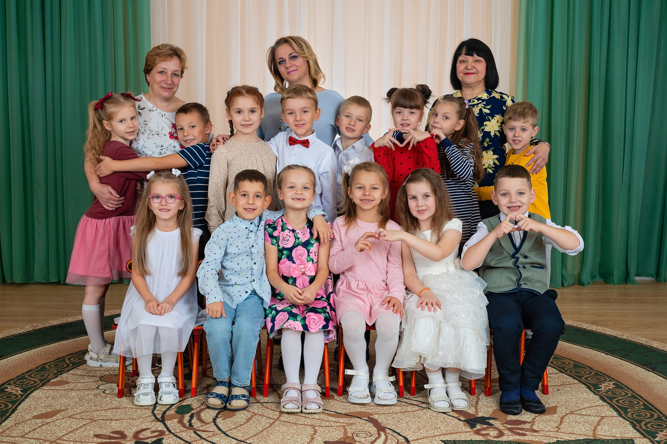 Плановые фотосессии в детском саду. Выпускные альбомы для школы и детского сада в СПб и ЛО