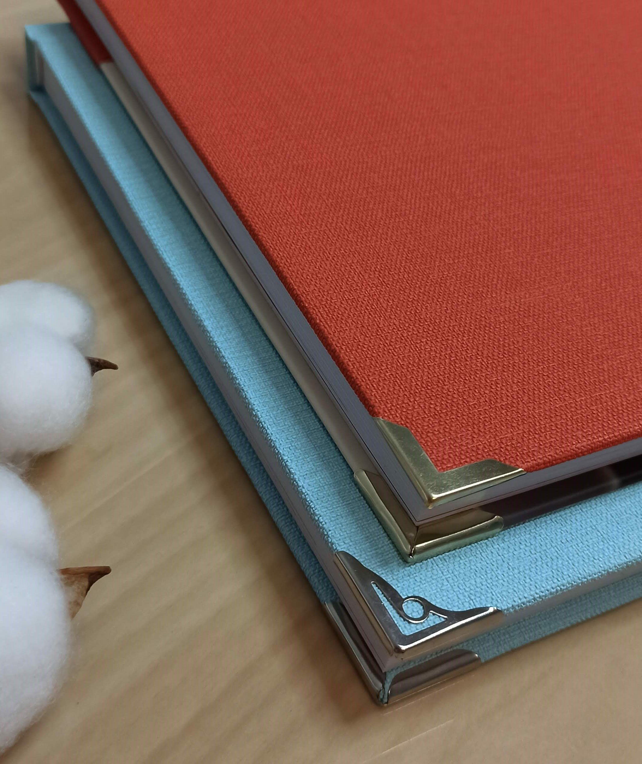 Заказать свадебную фотокнигу. Стильные выпускные альбомы в Старом Осколе. Свадебные фотокниги