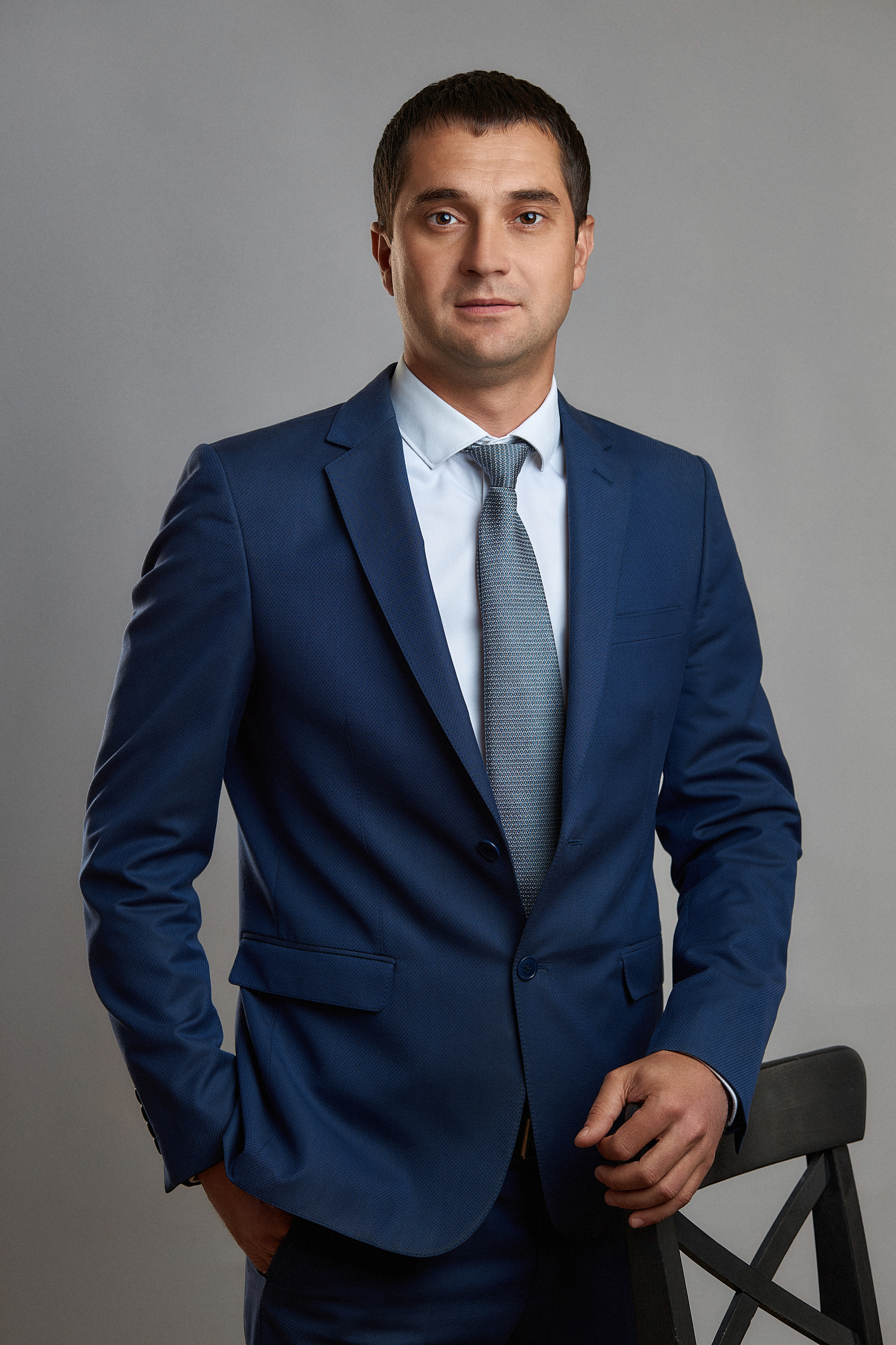 БИЗНЕС ПОРТРЕТ. Фотограф Валерий Савиовский