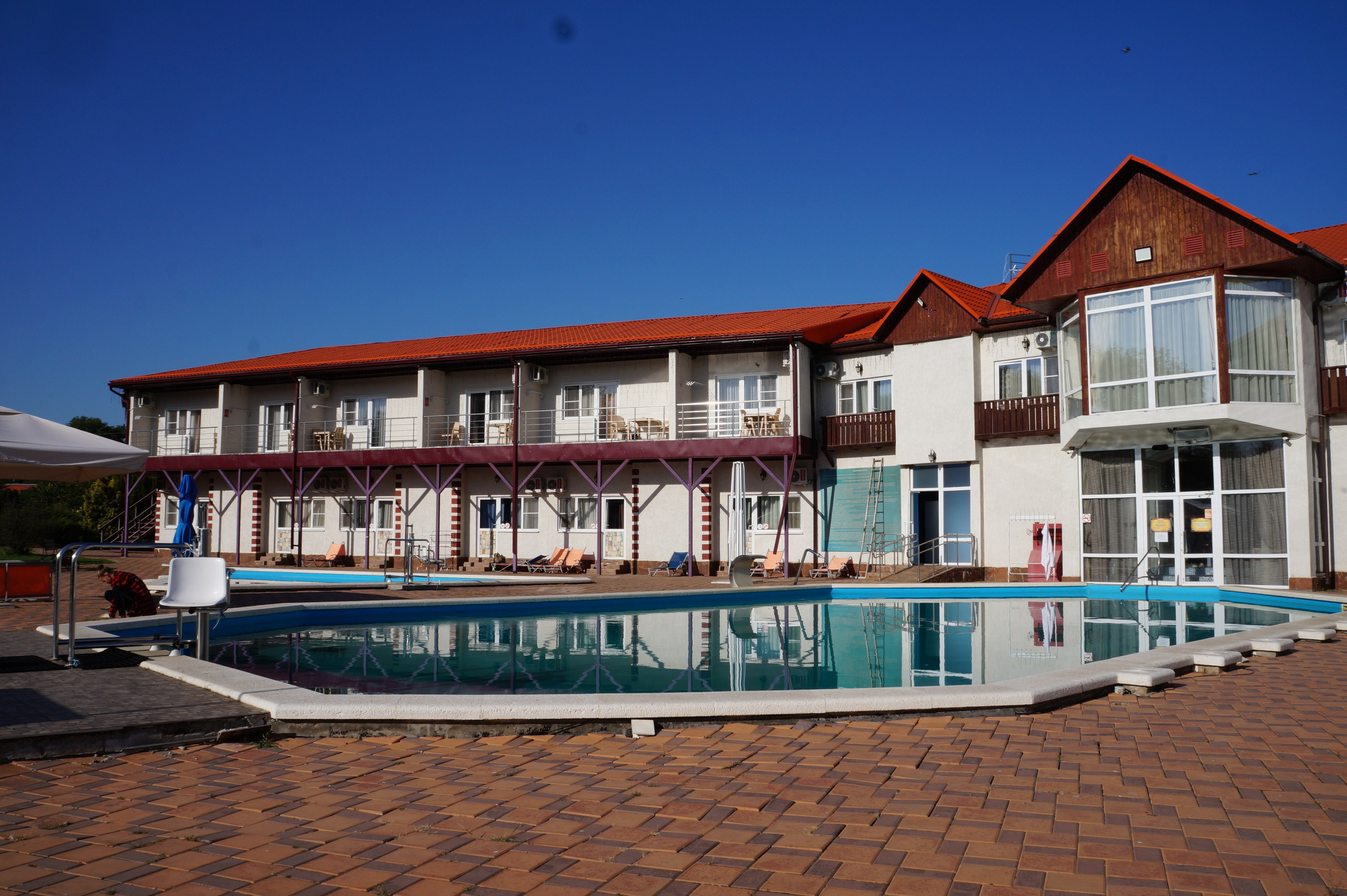 Термальный отель с тремя чашами бассейна