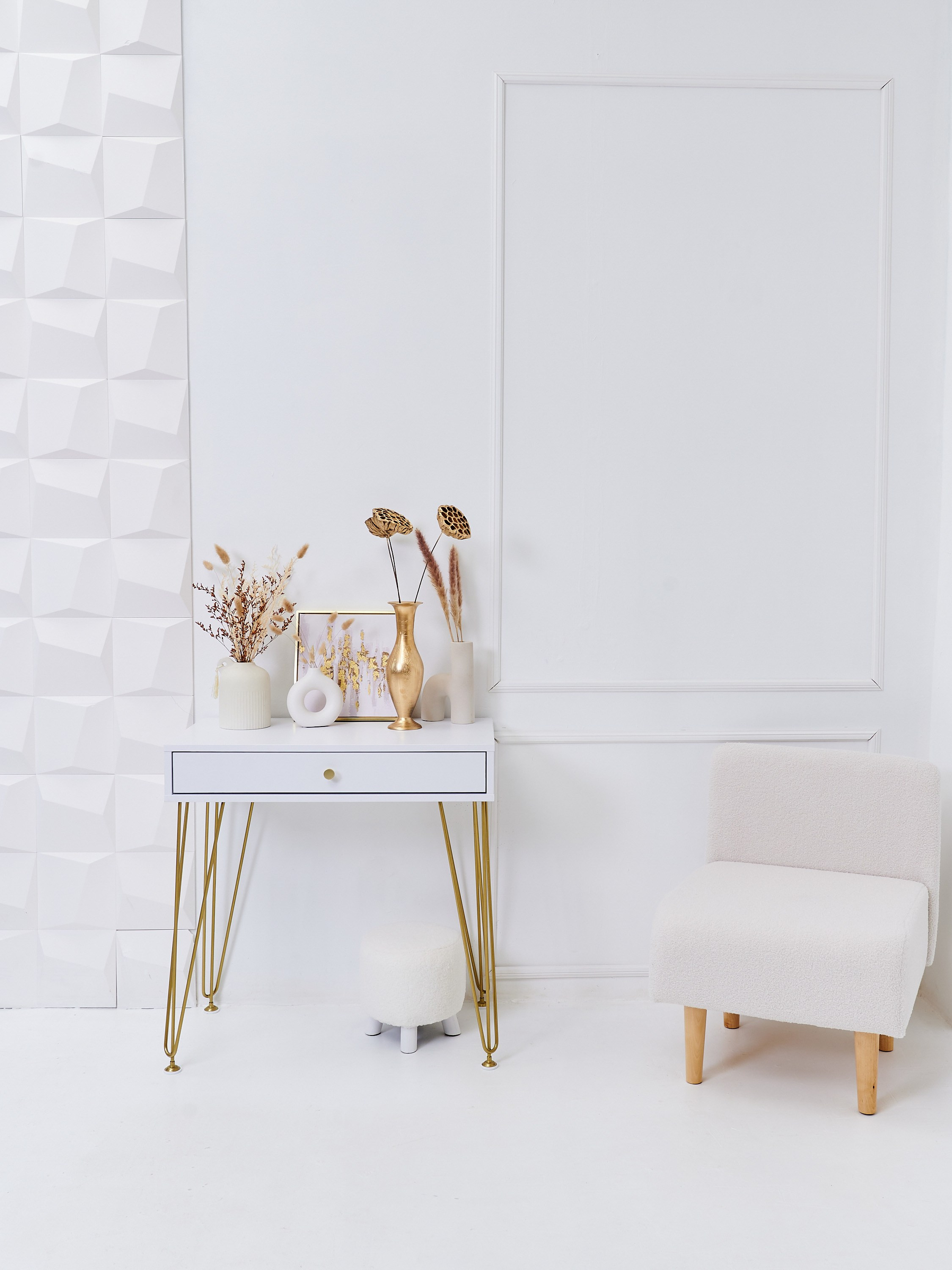 Большой выбор локаций для фотосъемок для каталогов на маркетплейсы. ТМ Продакшн — Съемка для маркетплейсов в Москве