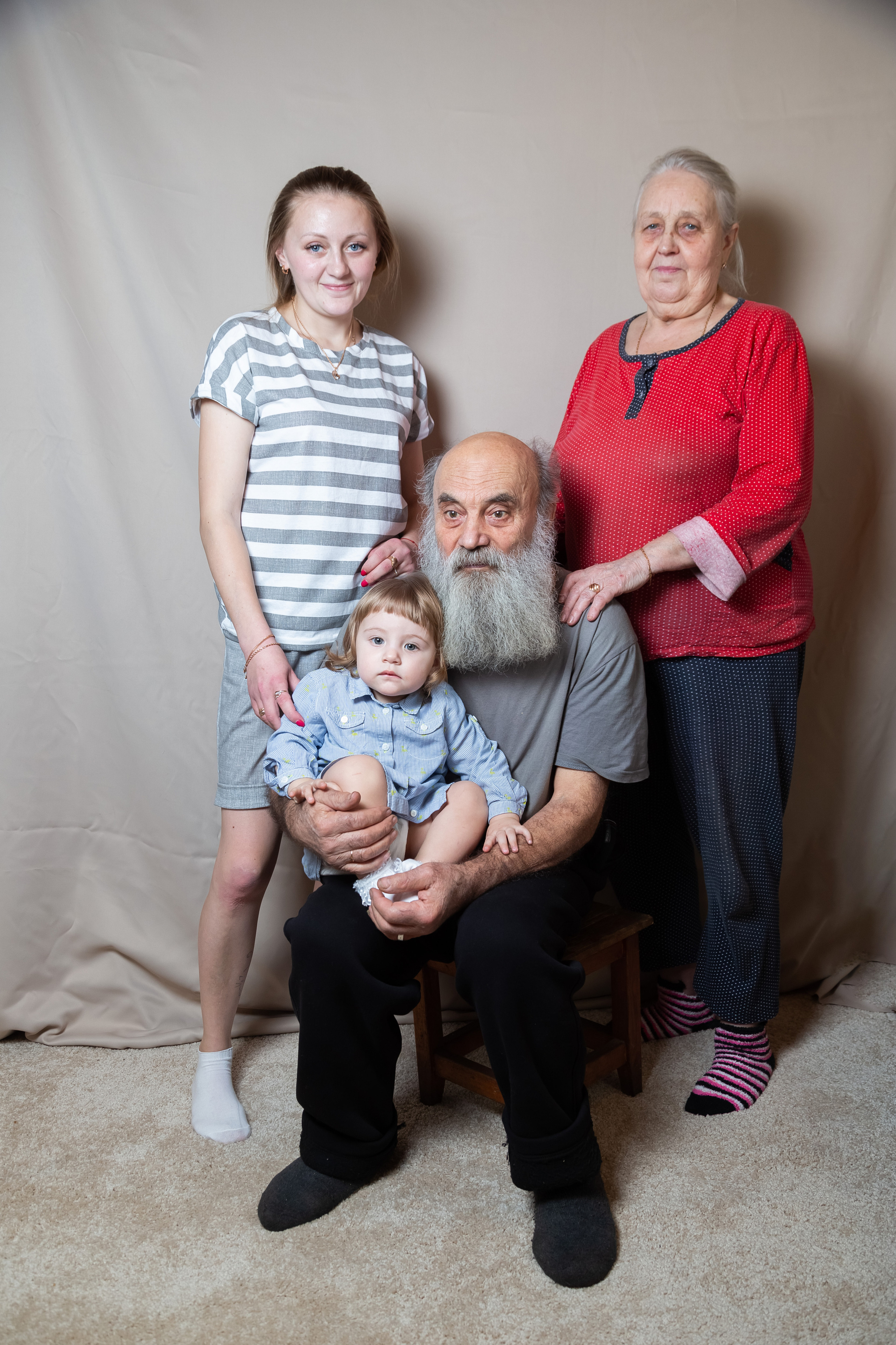 Домашняя фотосессия с прабабушкой и прадедом. Галина Шарапова Детский и семейный фотограф Москва