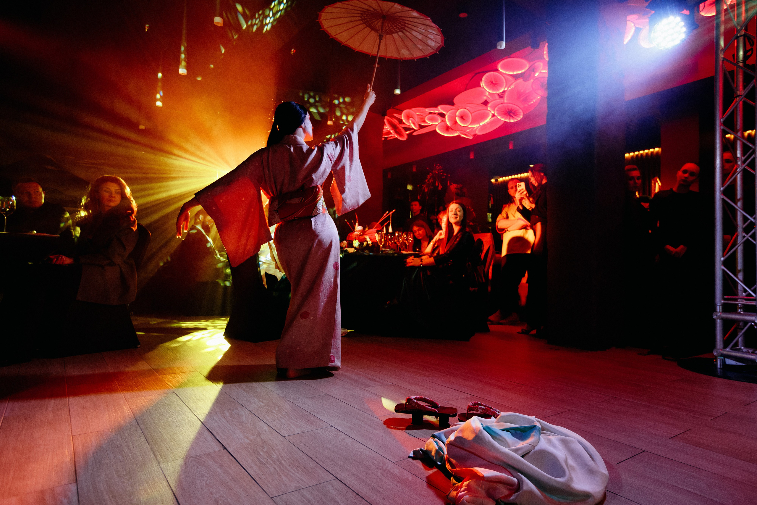 HANAMI — МЕМУАРЫ ГЕЙШИ. СВОИ. ФОТООТЧЕТЫ-СОБЫТИЯ-МЕСТА