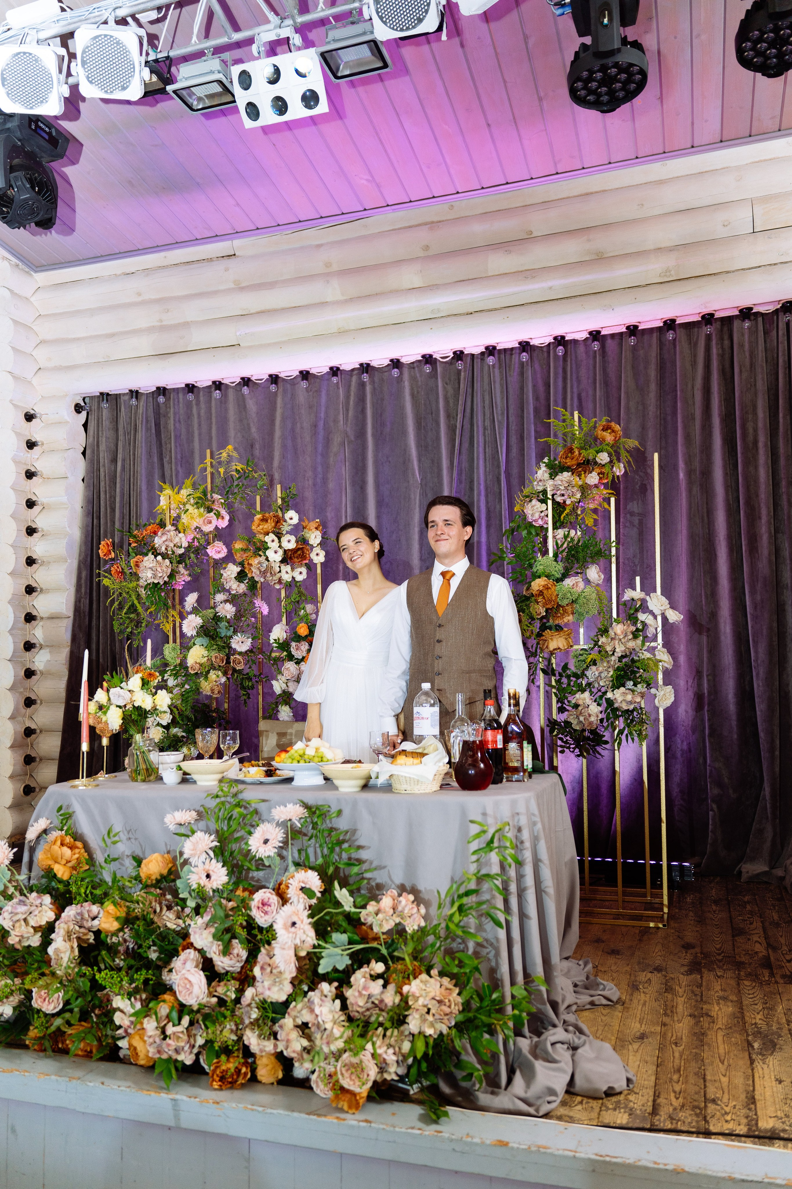 Свадьба Олега и Виктории в клубе «Ближняя дача»