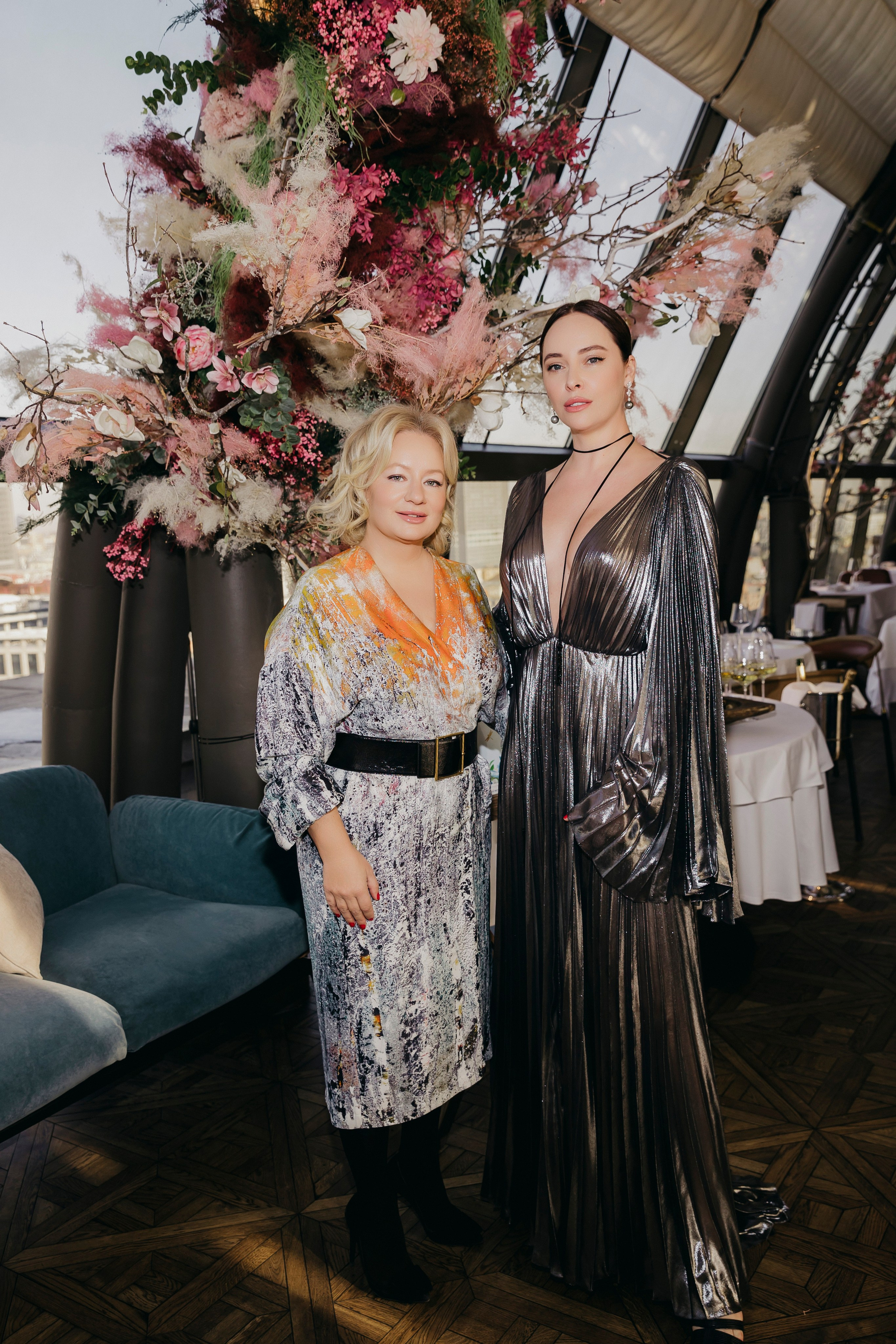 Татьяна Сабуренкова и Ирина Зарькова на весеннем бранче в ресторане Белый Кролик