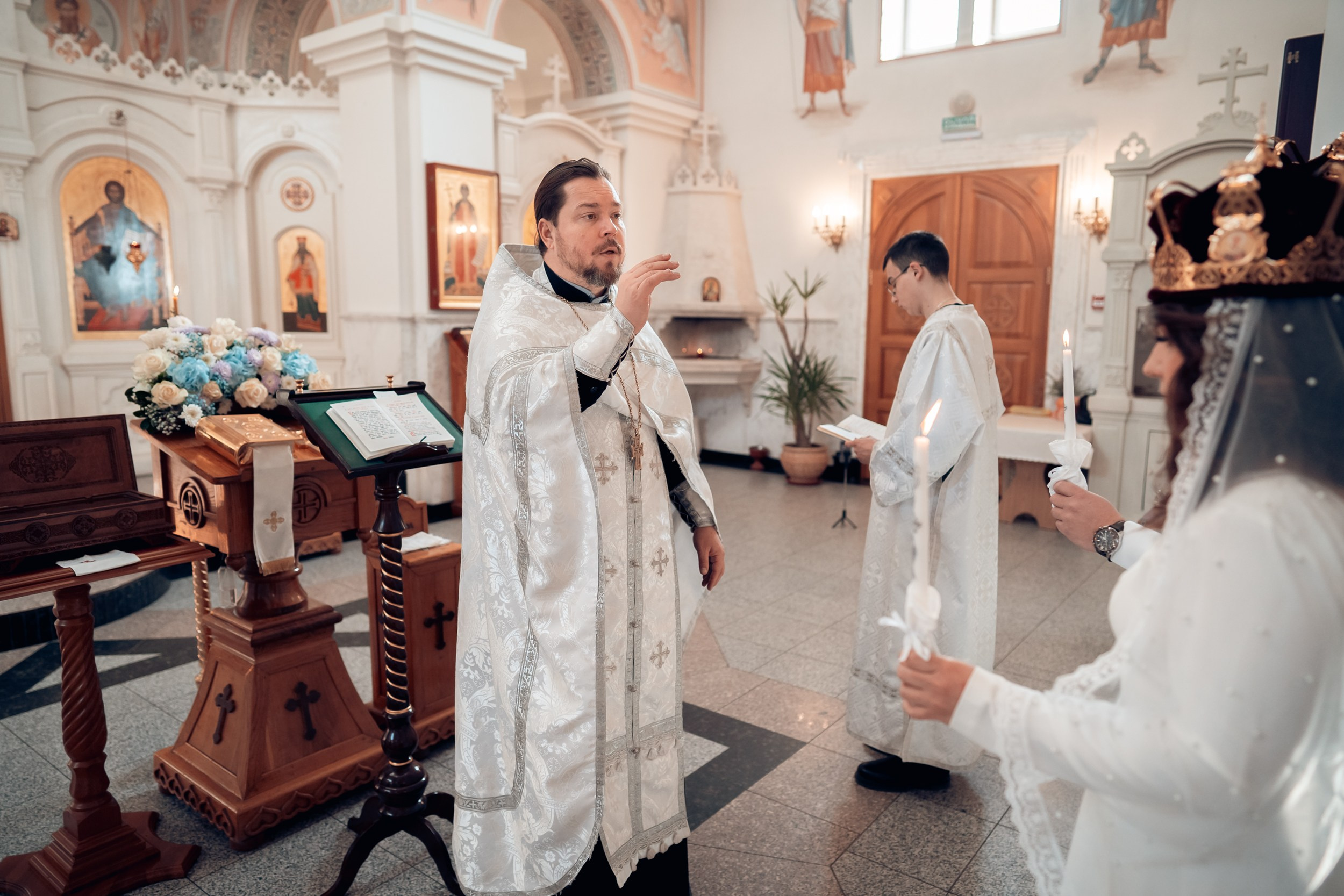 Венчание в храме Вознесения Господне г. Севастополь. Церковный фотограф Севастополь
