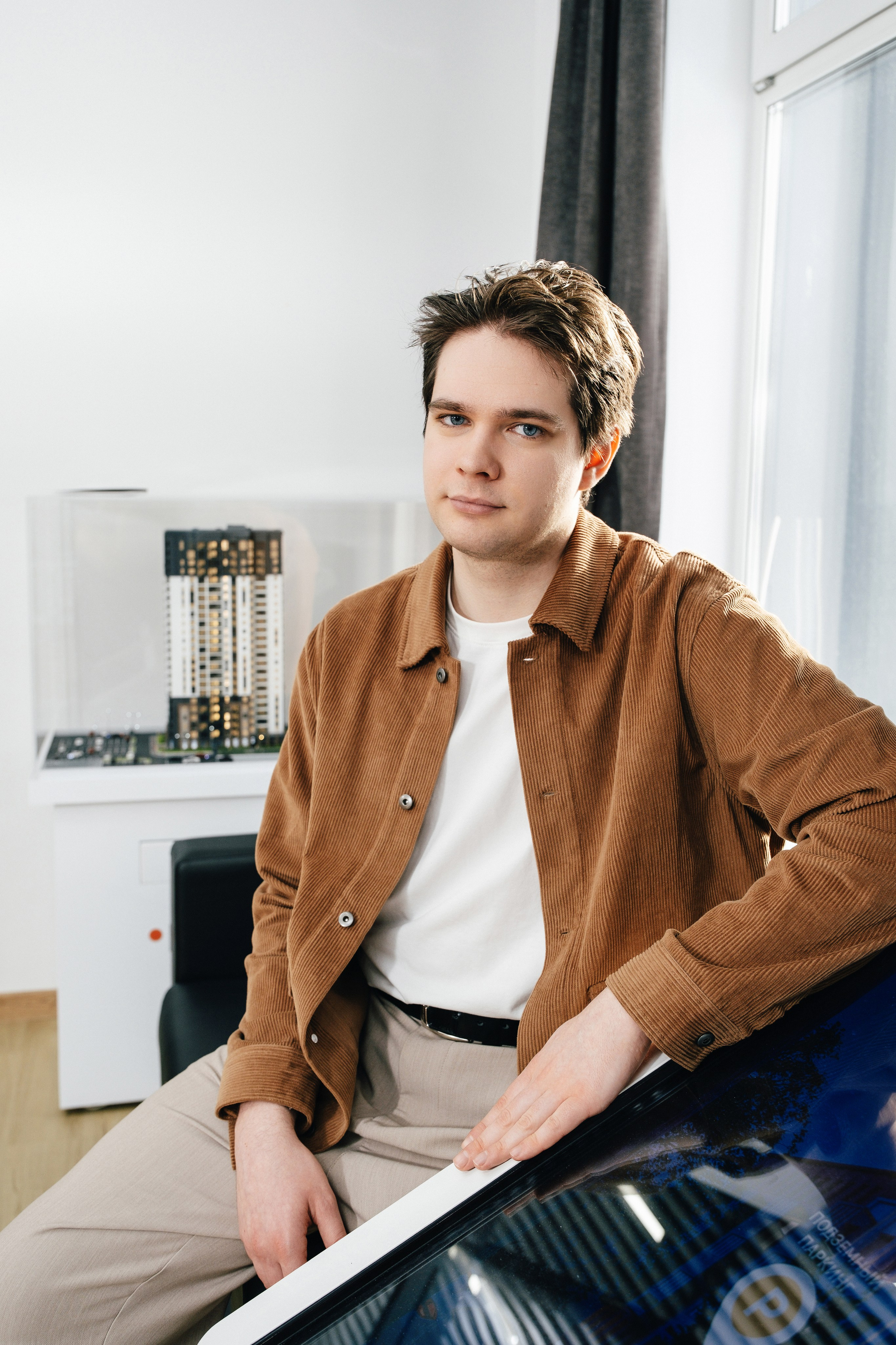 Съемка в офисе застройщика. Фотограф и видеограф в Тюмени Анна Жагорина, ваши фото еще не отдавали так быстро!