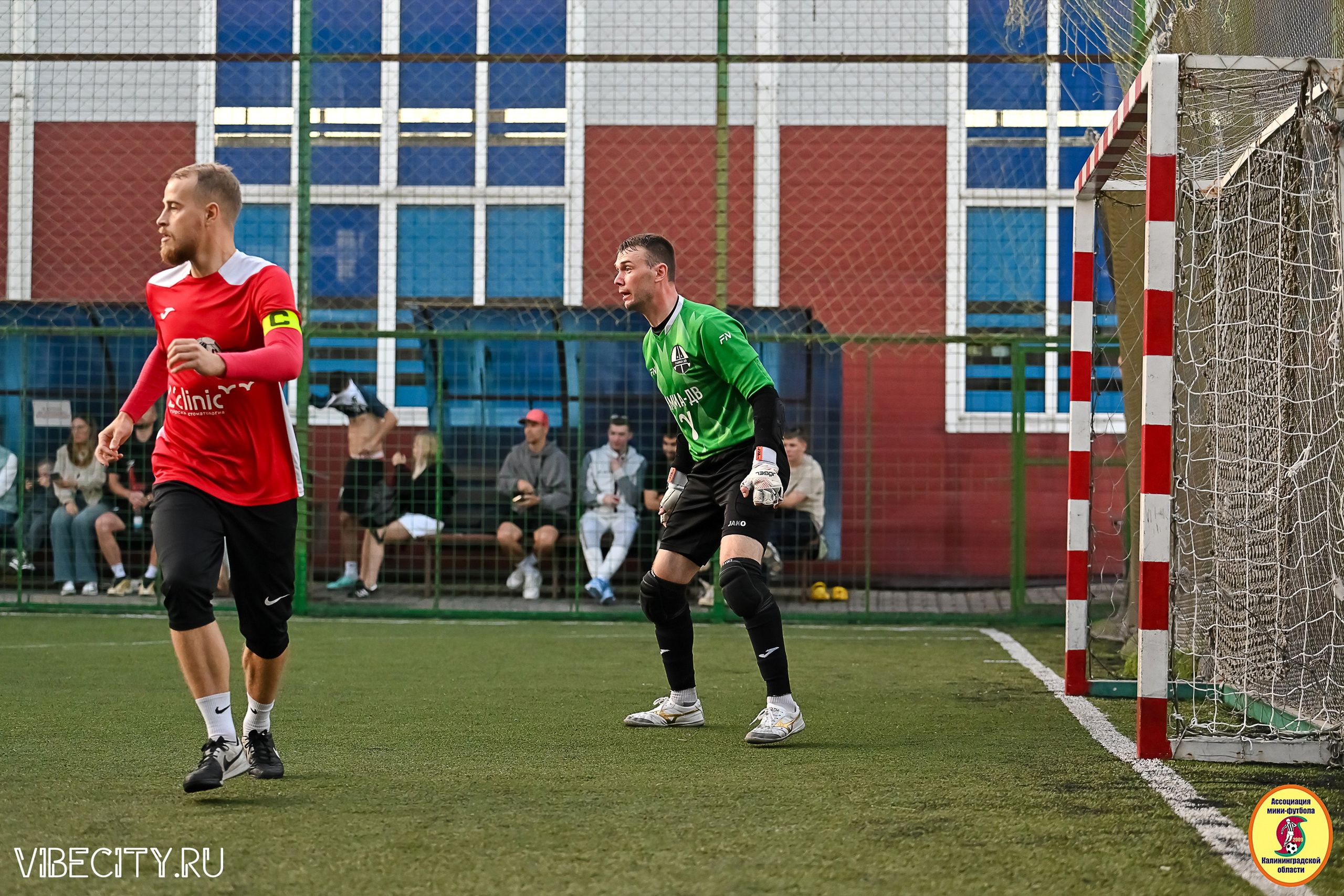 ИГРЫ МИНИ-ФУТБОЛЬНОЙ И КОРПОРАТИВНОЙ ЛИГИ. VIBECITY.RU Вайб Сити Ру Фоторепортажи Фотоотчеты Калининград