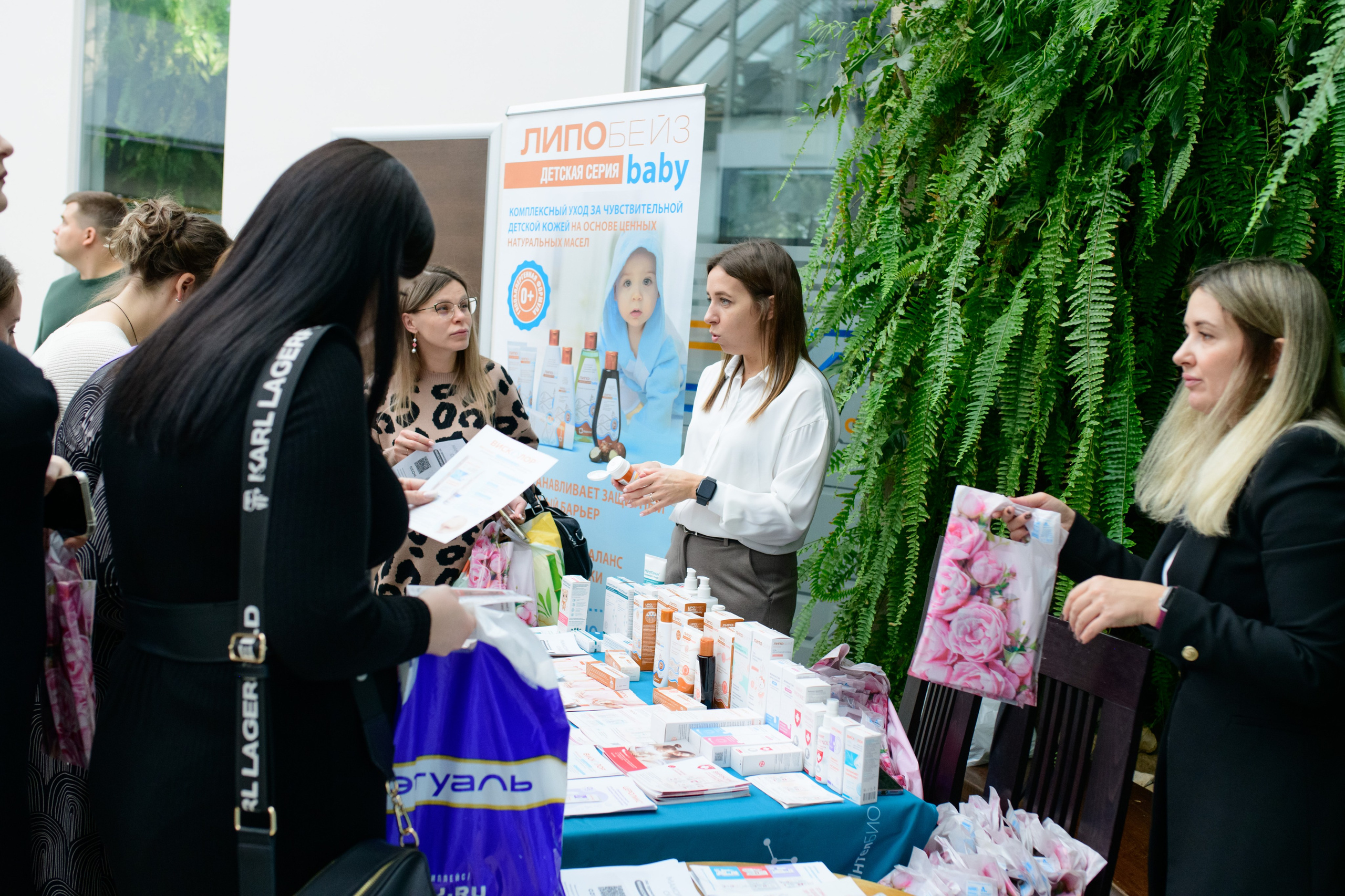 Фотоотчет праздника материнства ноябрь 2024 г. Профессиональный фотограф Елена Красилина г.Ярославль, г. Рыбинск