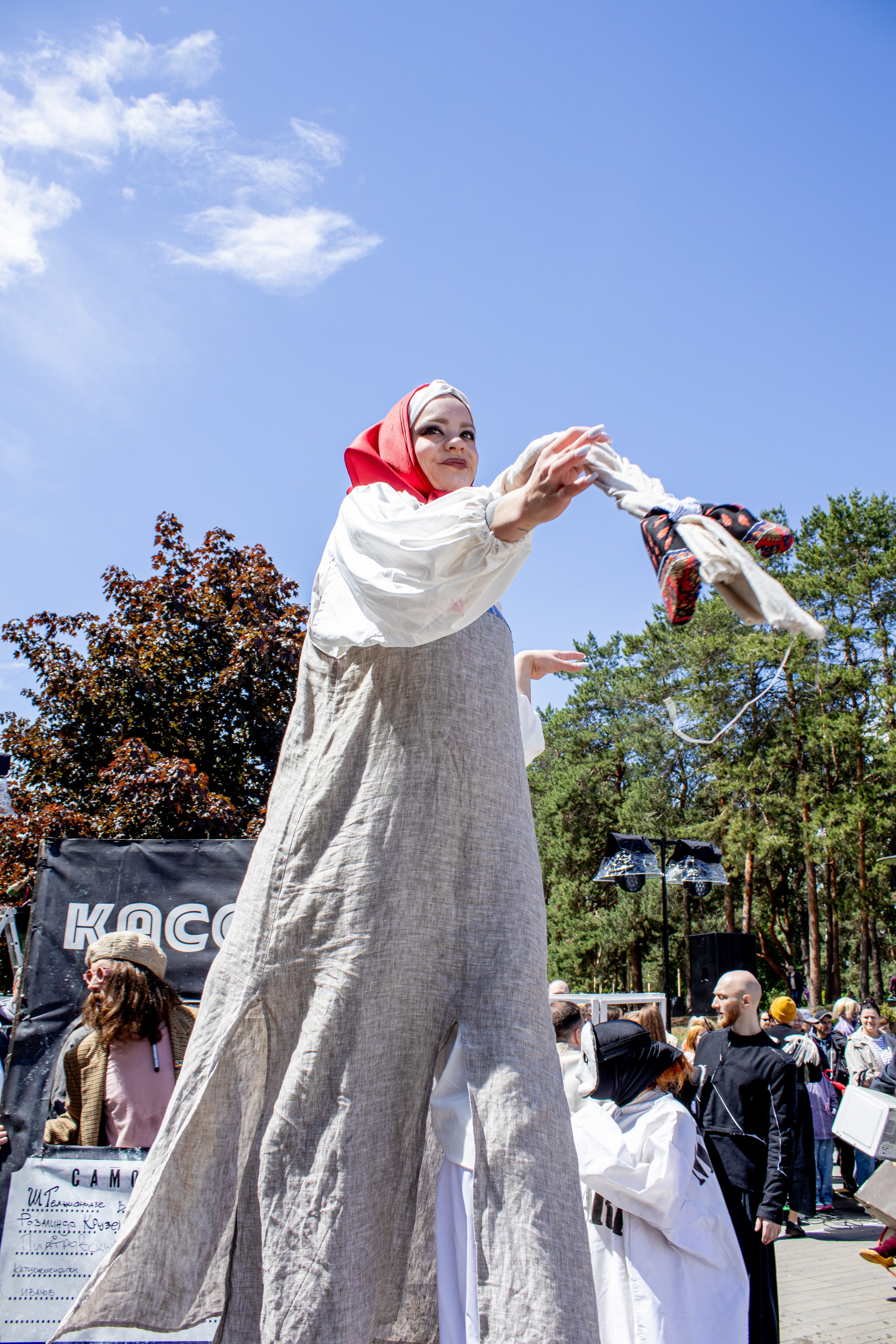 Street Theatre Parade / Platonov Fest, Voronezh. Photographer Natalia Mershina