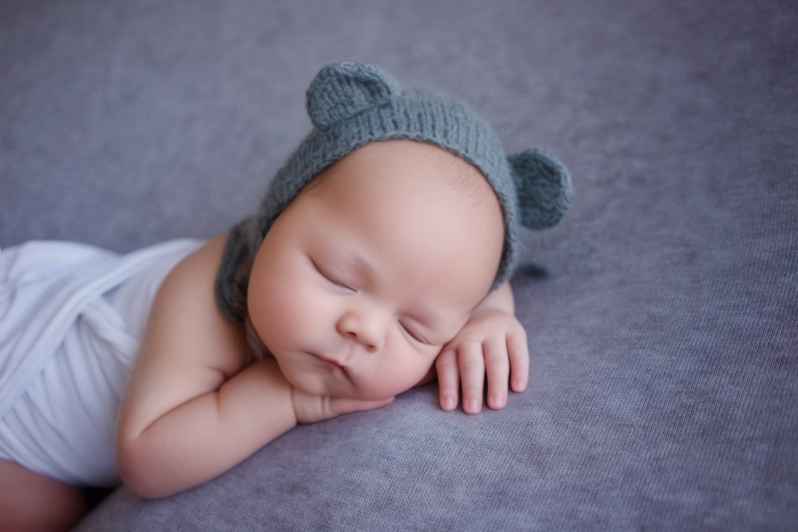 Фотограф новорождённых newborn деток до года в Кемерово Ксения Вакула