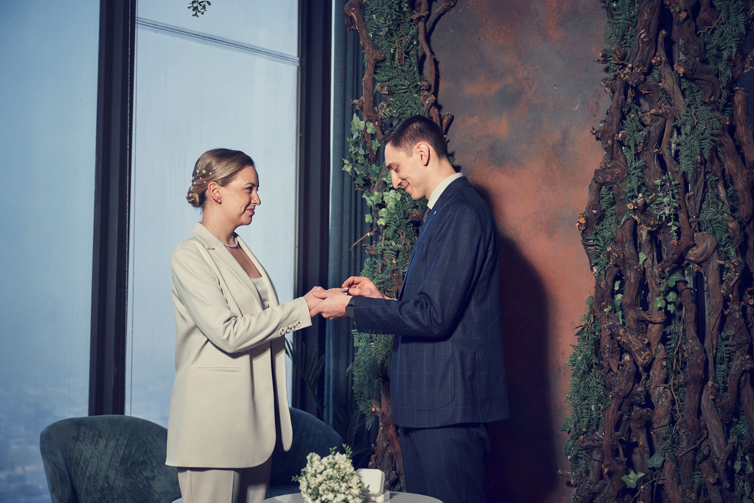 Свадебная Фотосессия в Москва-Сити, роспись в Birds