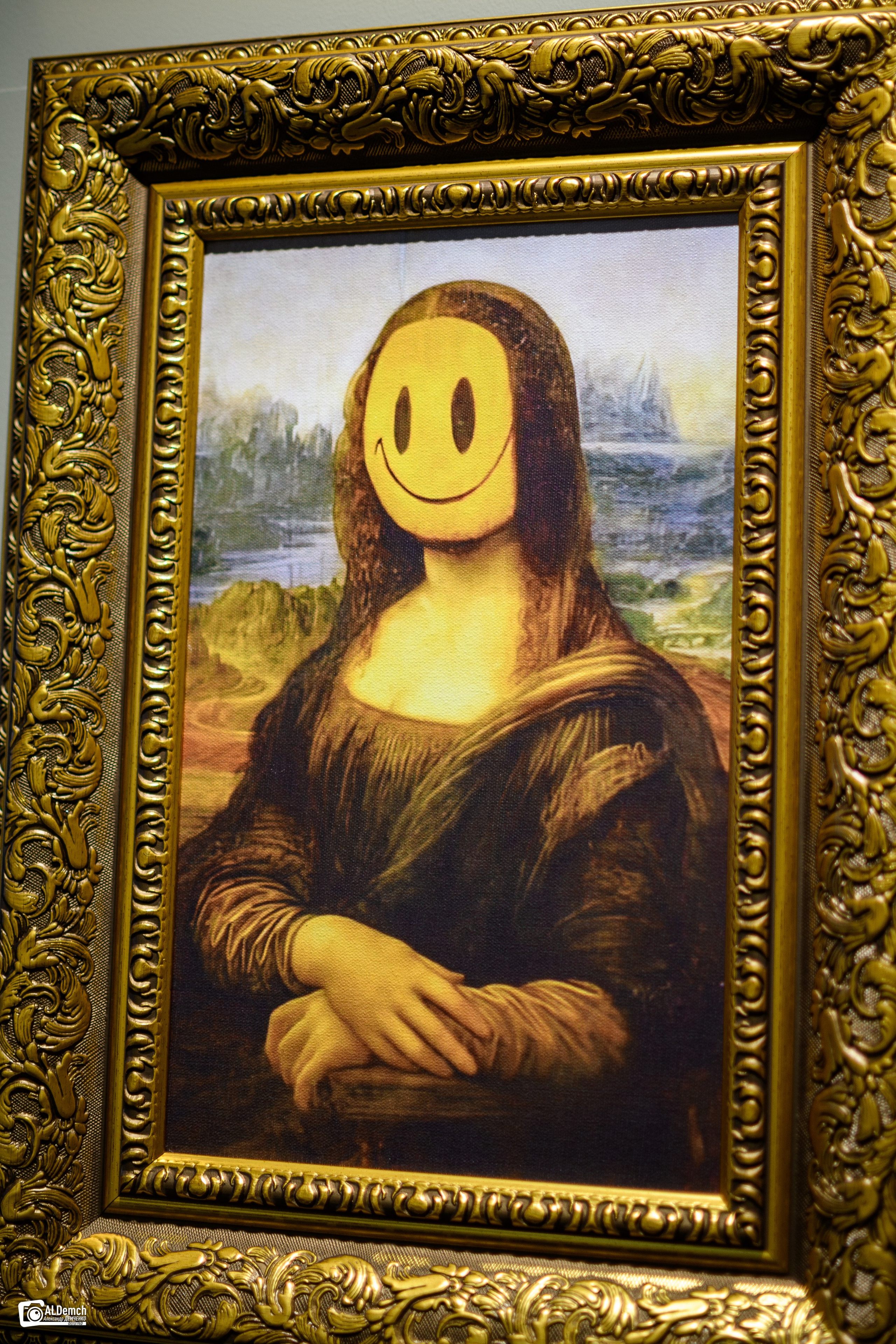 Фотографии с выставки «Найти Бэнкси» на ВДНХ в Москве