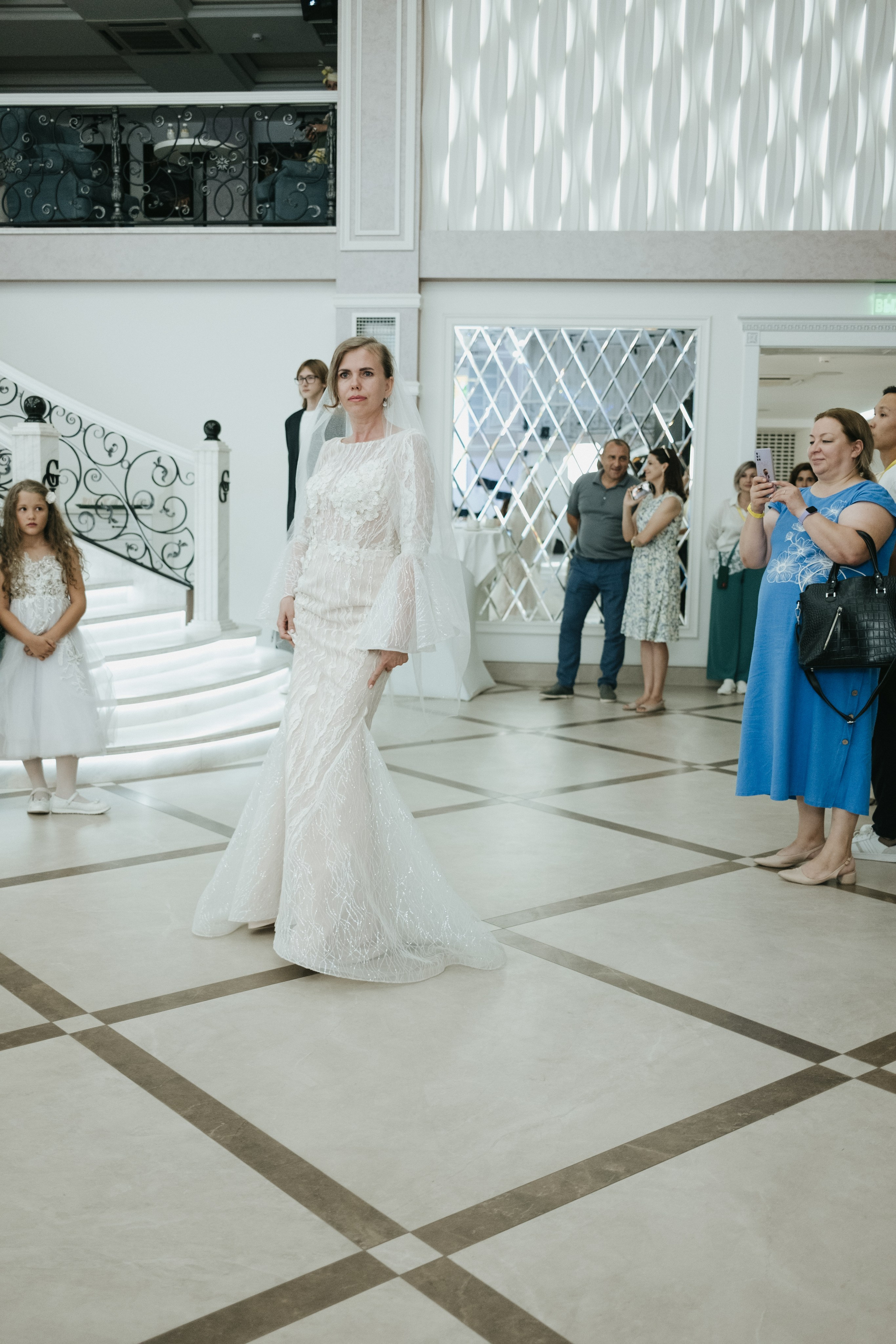 Выставка «Свадебный переполох» Краснодар. Свадебный и репортажной фотограф Денис Ожигин в Краснодаре и Краснодарском крае