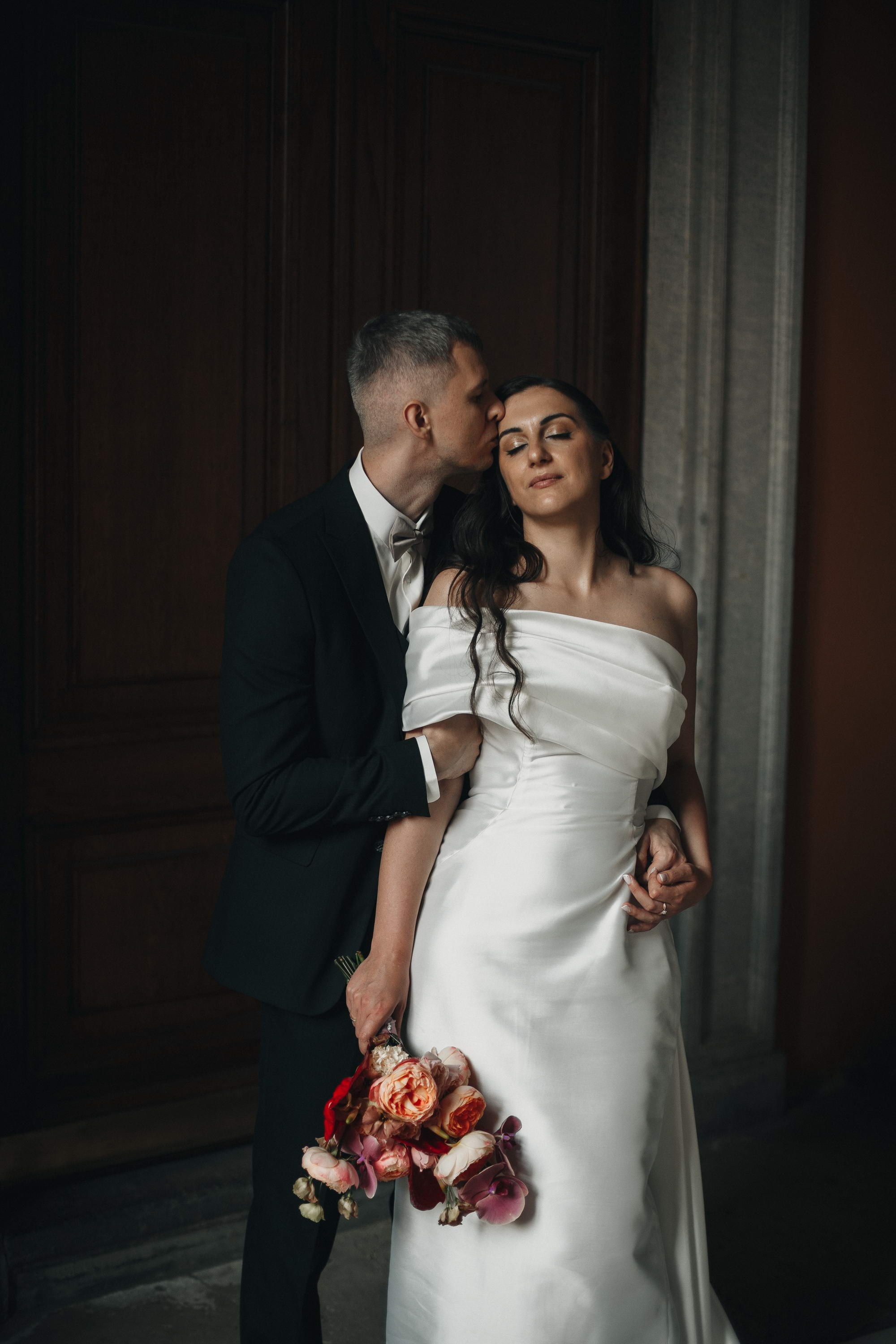 Свадебный фотограф Игорь Брундасов 8PHOTO на свадьбу венчание загс СПб