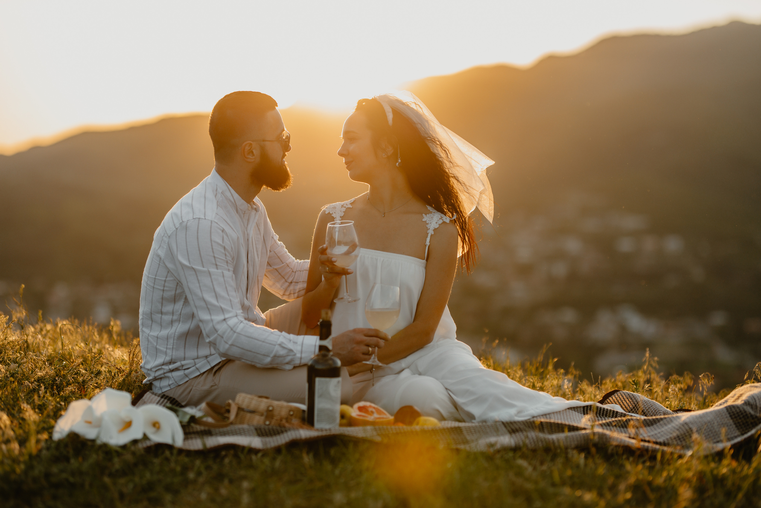 Aliaksandr Shyshko is a wedding and family photographer in Georgia and