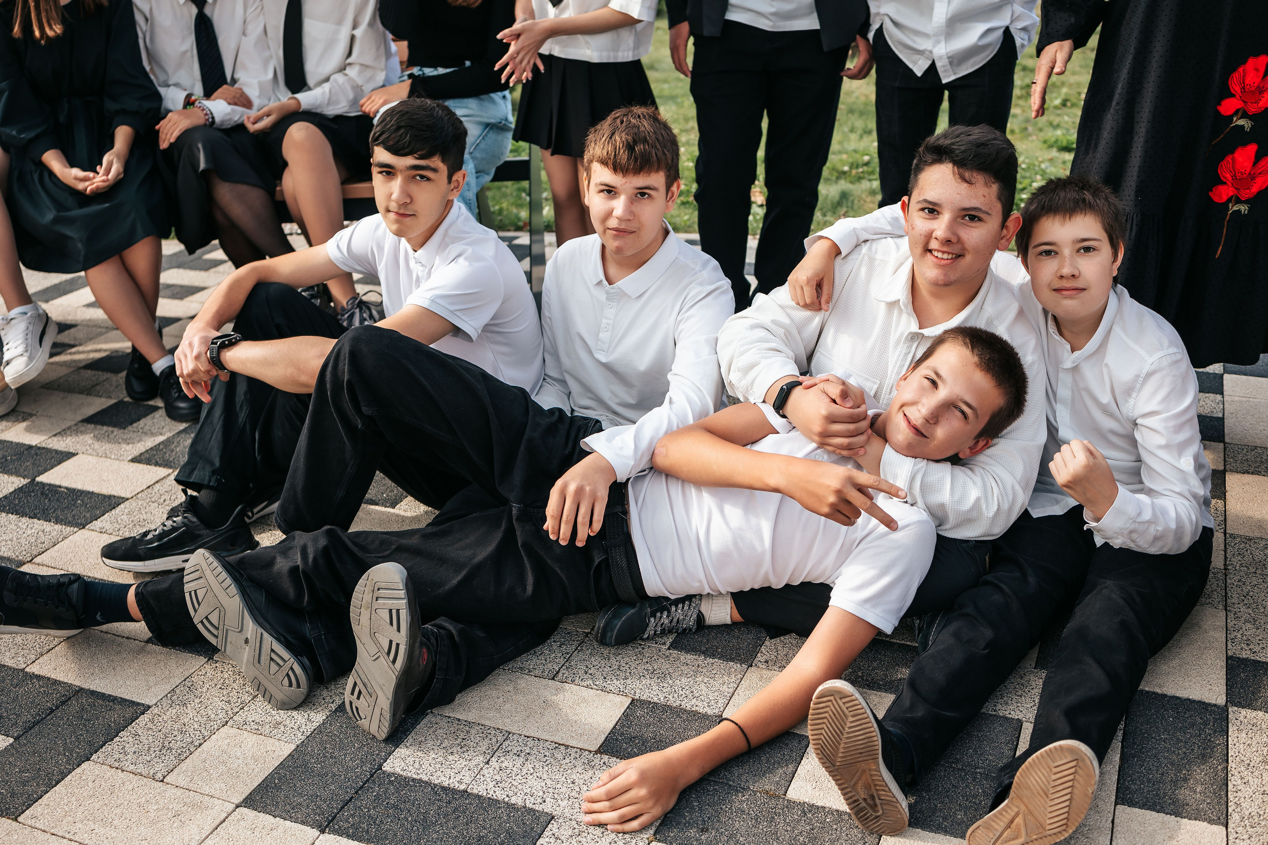 Выпускные альбомы для школы, выпускной альбом из начальной школы, выпускной альбом из детского сада Ставрополь, Ставропольский край, выпускные альбомы Минеральные воды, Выпускные альбомы для 9-11 классов Изобильный Выпускной Будённовск, выпускные альбомы Георгиевск Выпуск школа Минеральные Воды, выпускные альбомы Михайловск, выпускные альбомы Ессентуки Выпускной альбом Невинномысск, Выпуск 2025, Выпуск 2026 Кисловодск, Альбомы на выпускной Пятигорск, фото-н, фото эн, фото, фотон, photo-n.ru, фотон