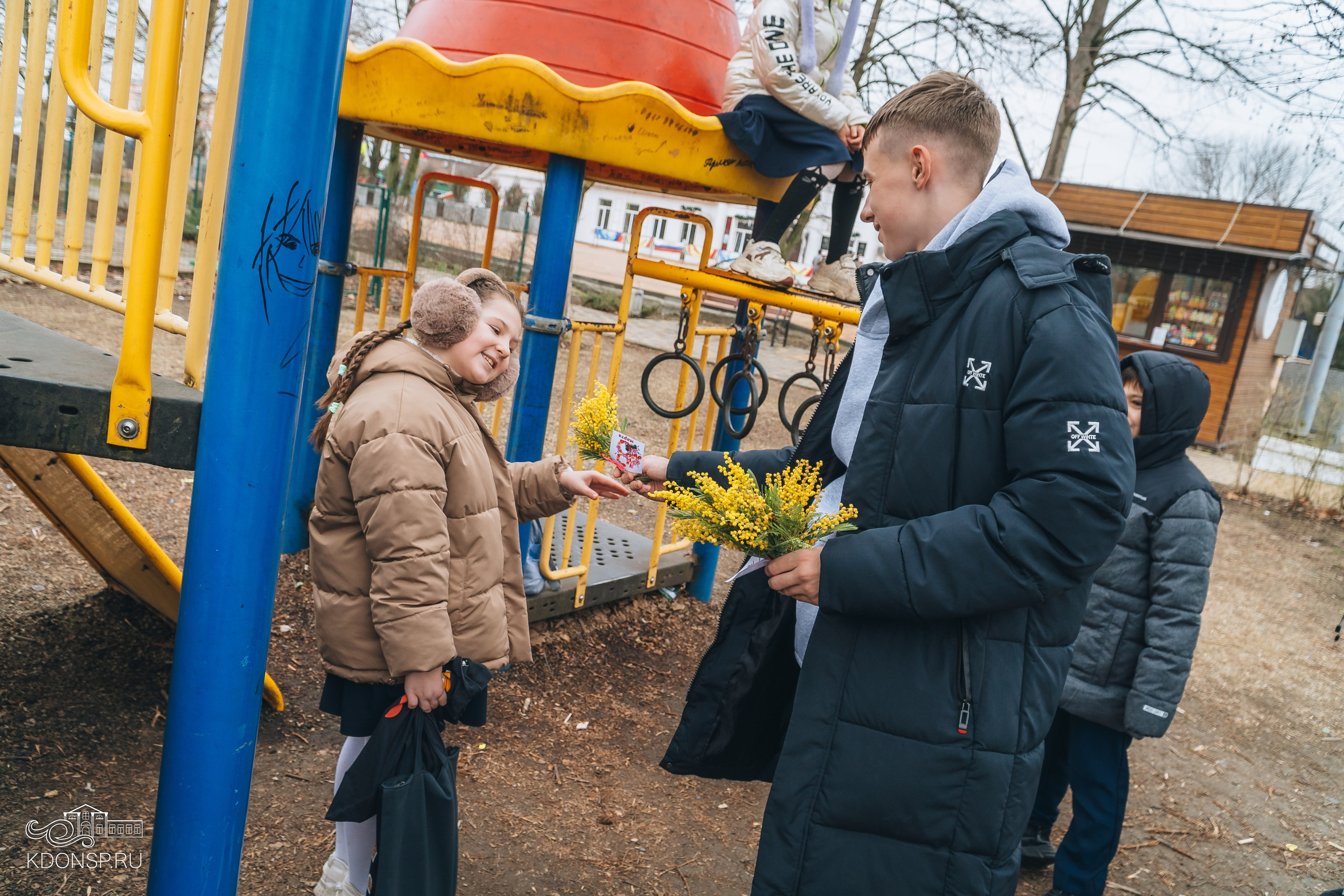 Поздравление от волонтёров станицы. Новотитаровский Дом культуры