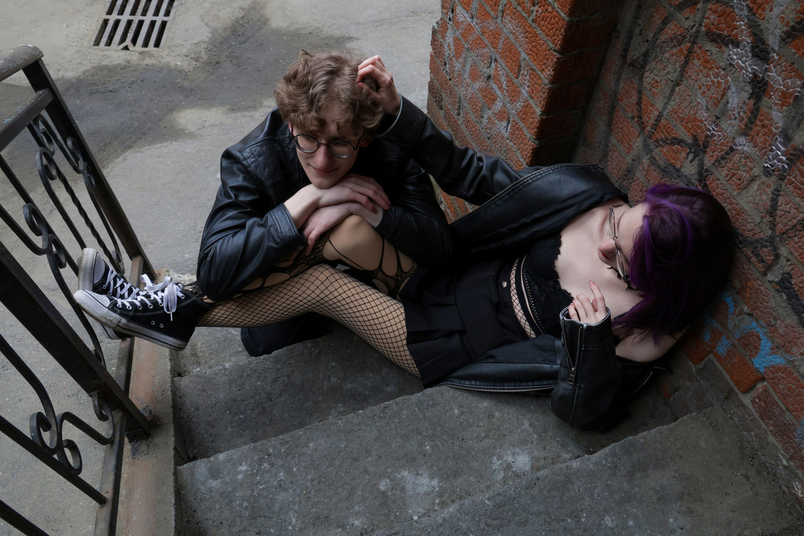 Love, cigarettes and yards. Portrait photographer based in Toronto — Blinova Mariia