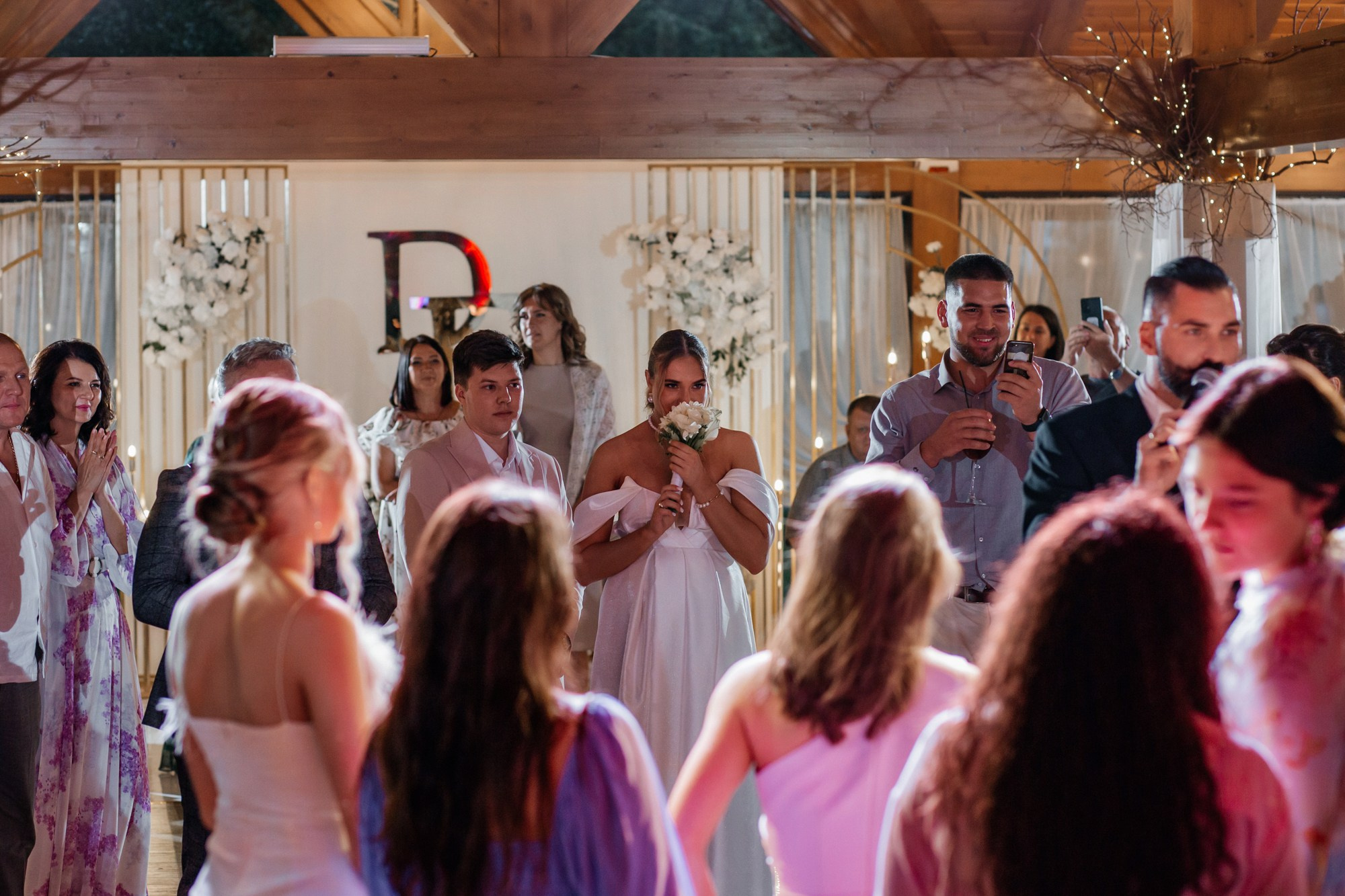 Свадебная фотосъемка Малые Карелы Архангельск Новотель. Свадебный фотограф в Архангельске и Северодвинске