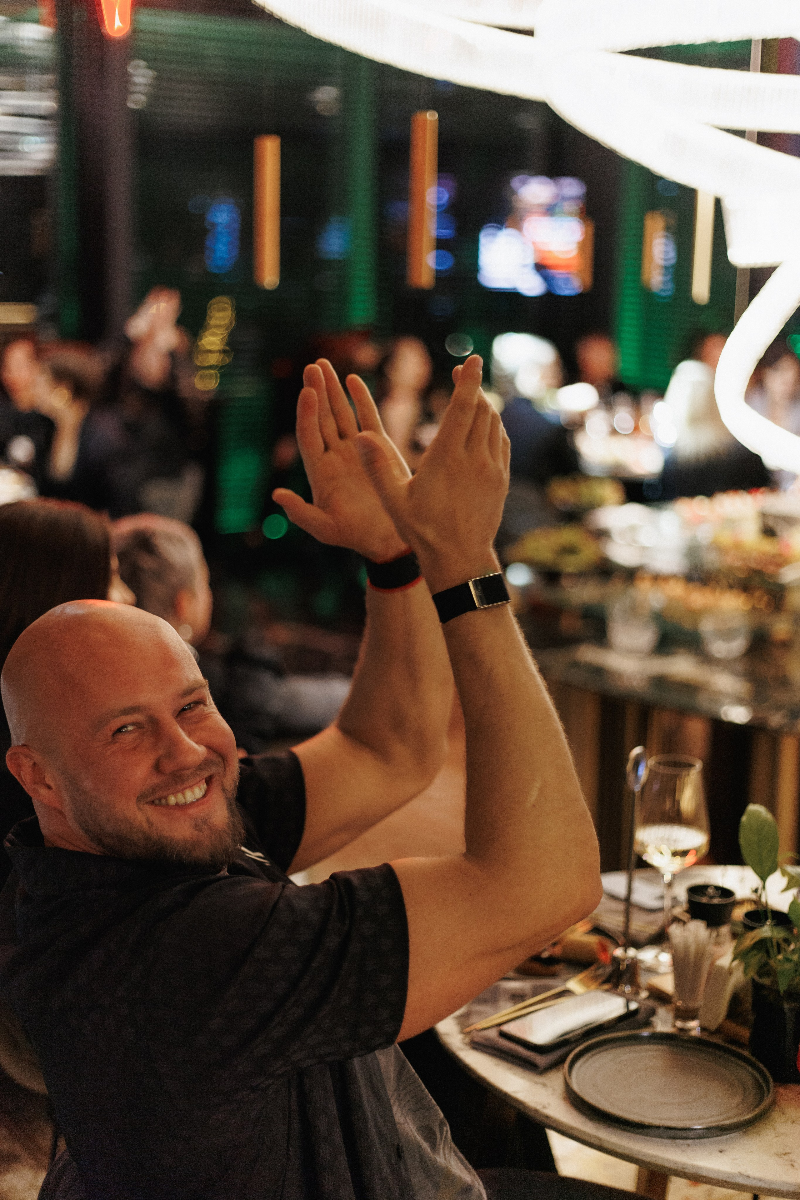 B.DAY PARTY ЖУРНАЛА •G. СВОИ. ФОТООТЧЕТЫ-СОБЫТИЯ-МЕСТА