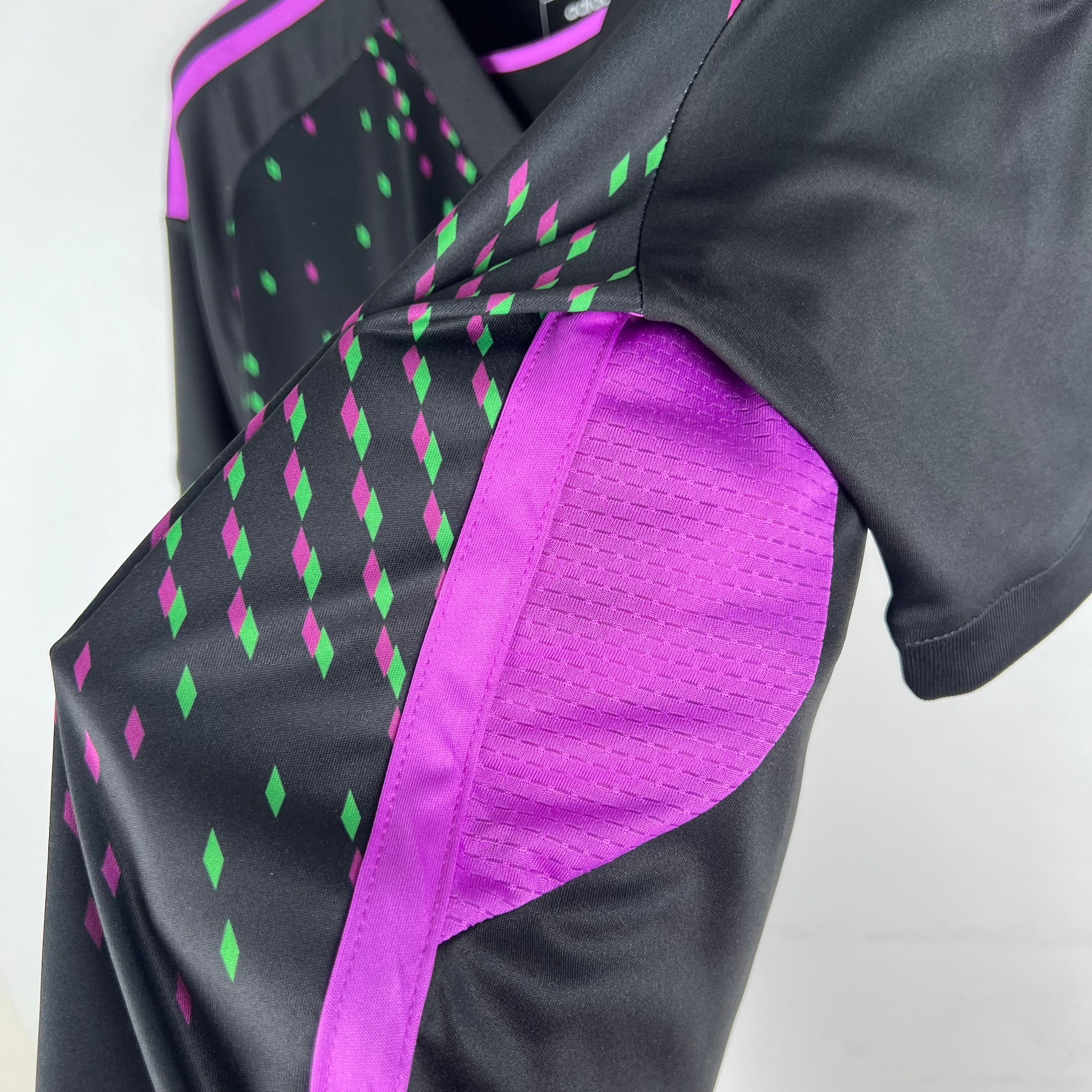 Выездная джерси Bayern Munich 2023-2024. Футбольный магазин — ssw_magazin