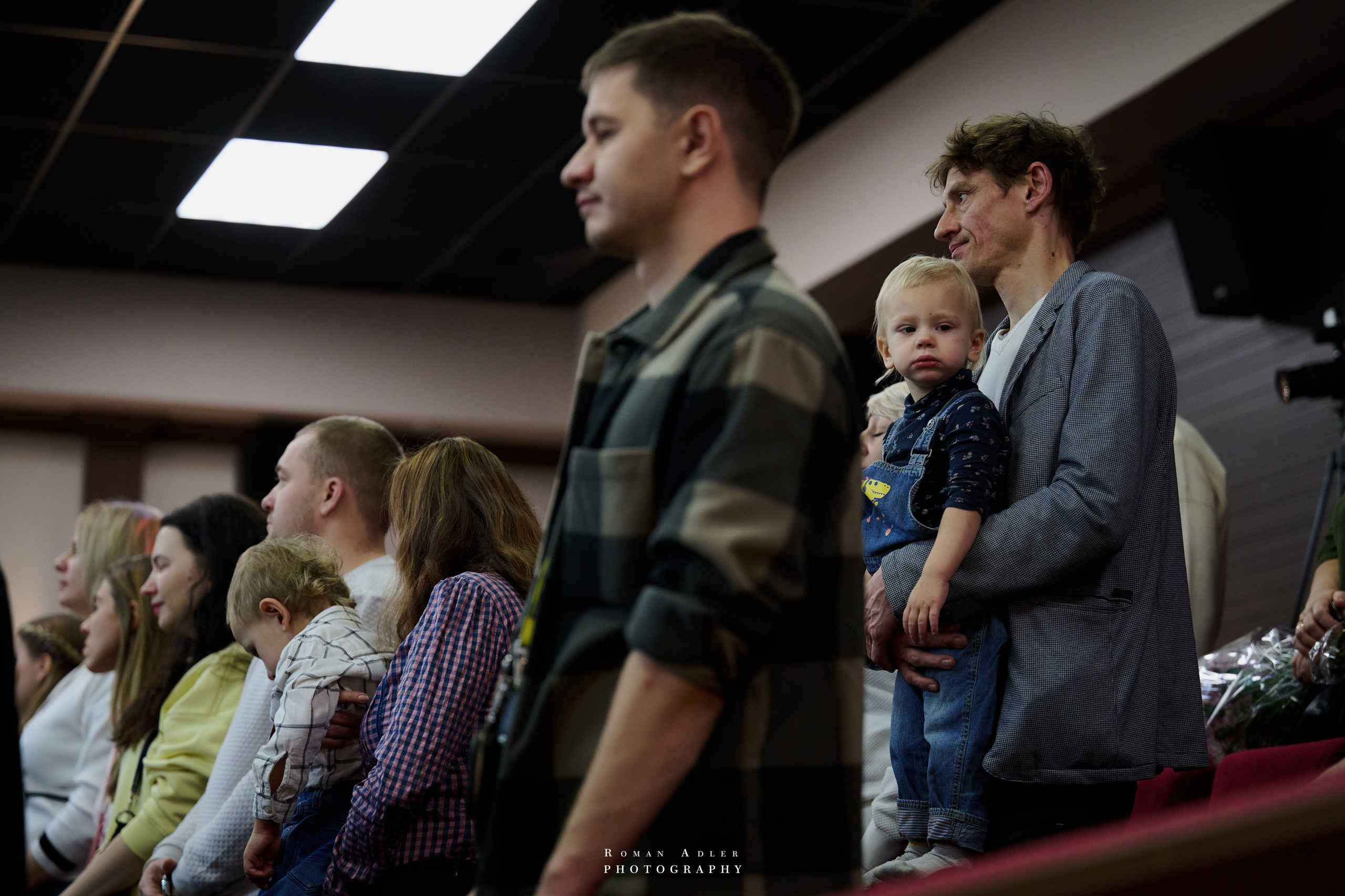 ДК «Победа» выставка фотопроекта «Территории». Фотограф Роман Адлер