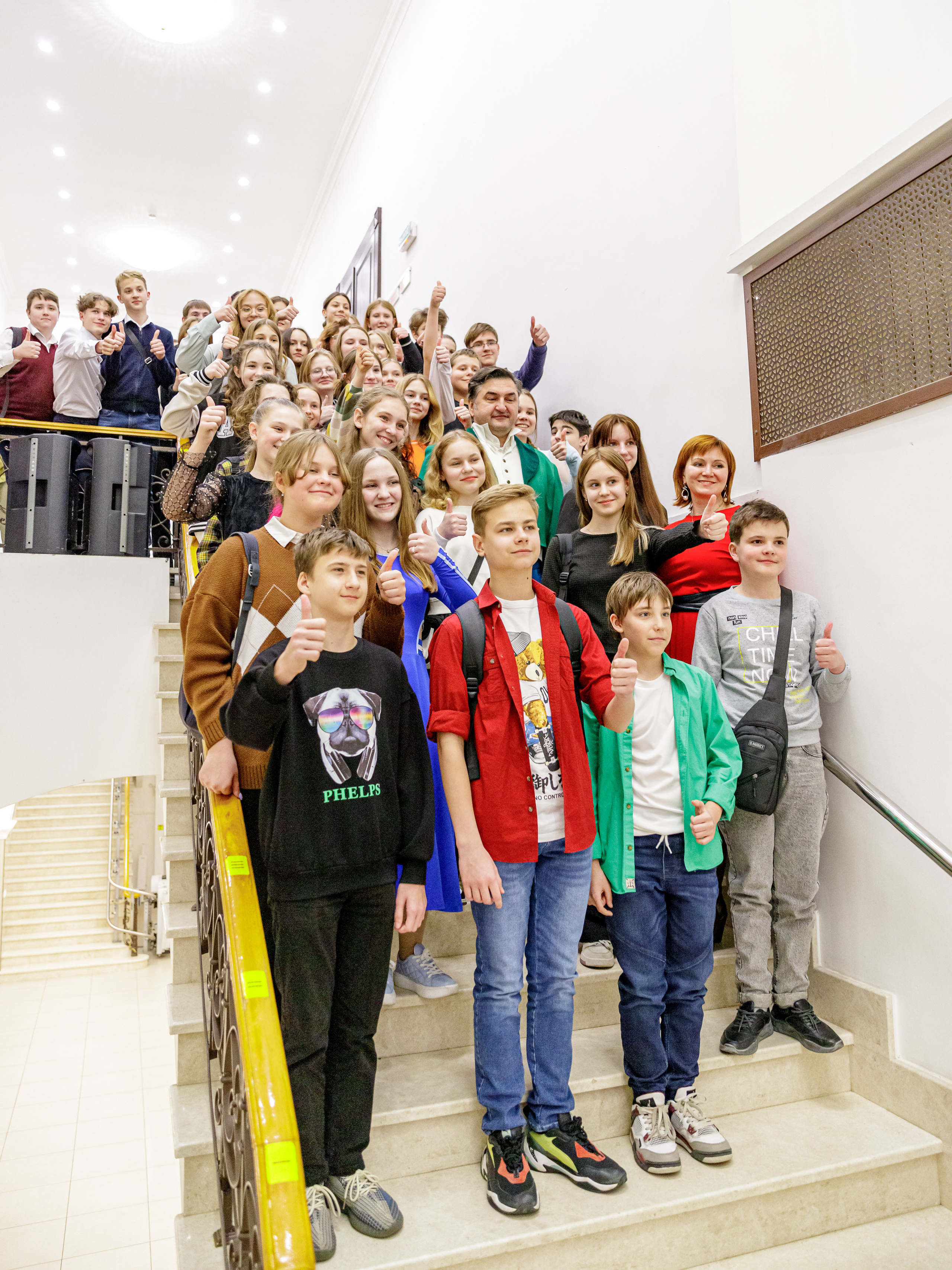 Мертвые души. Марина Ушакова. Фотограф. Выпускные альбомы. г. Краснодар