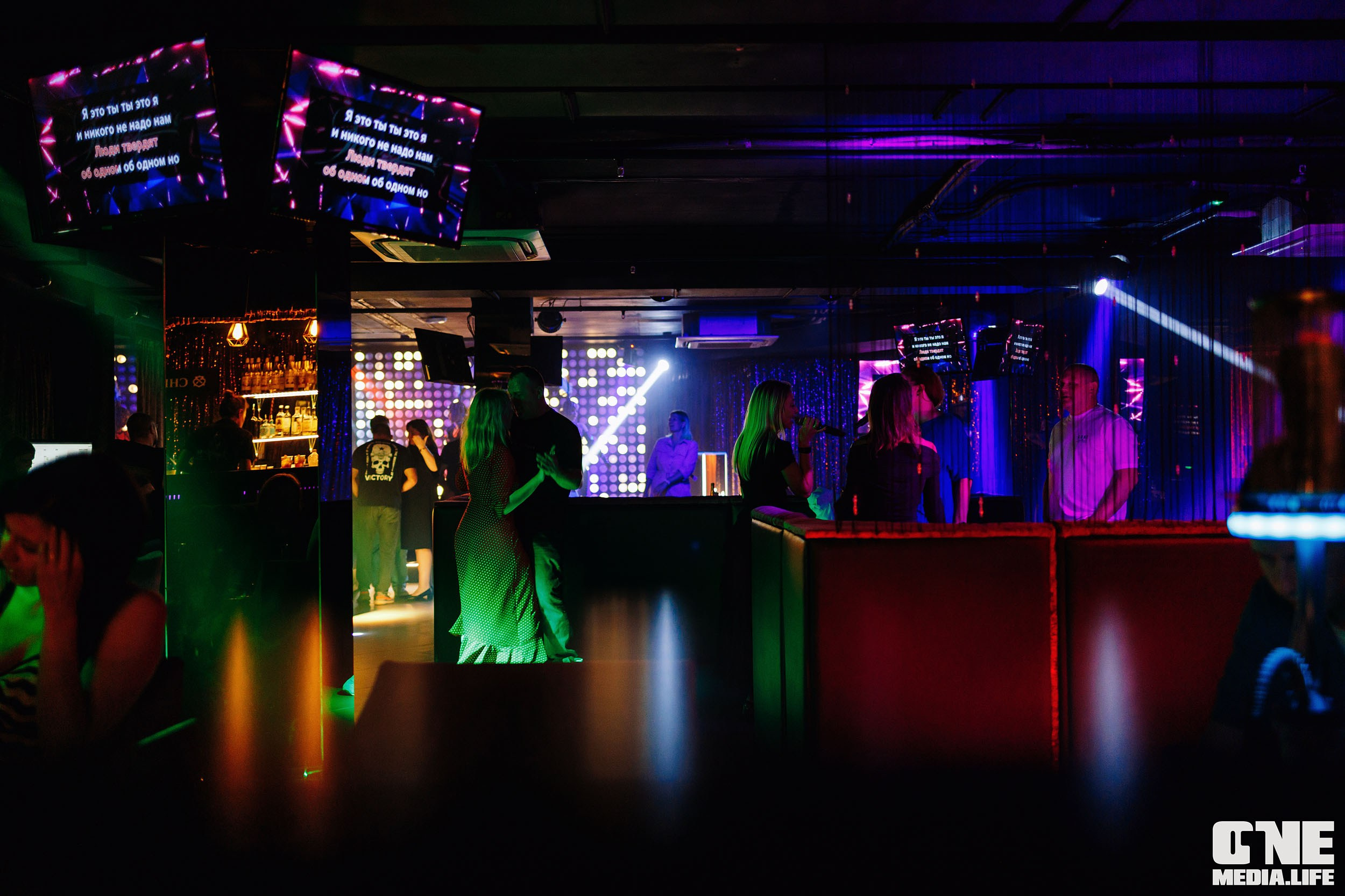 Фоторепортаж из караоке-клуба Эйфория. One Media Life: фоторепортажи, фотоотчеты с мероприятий и заведений