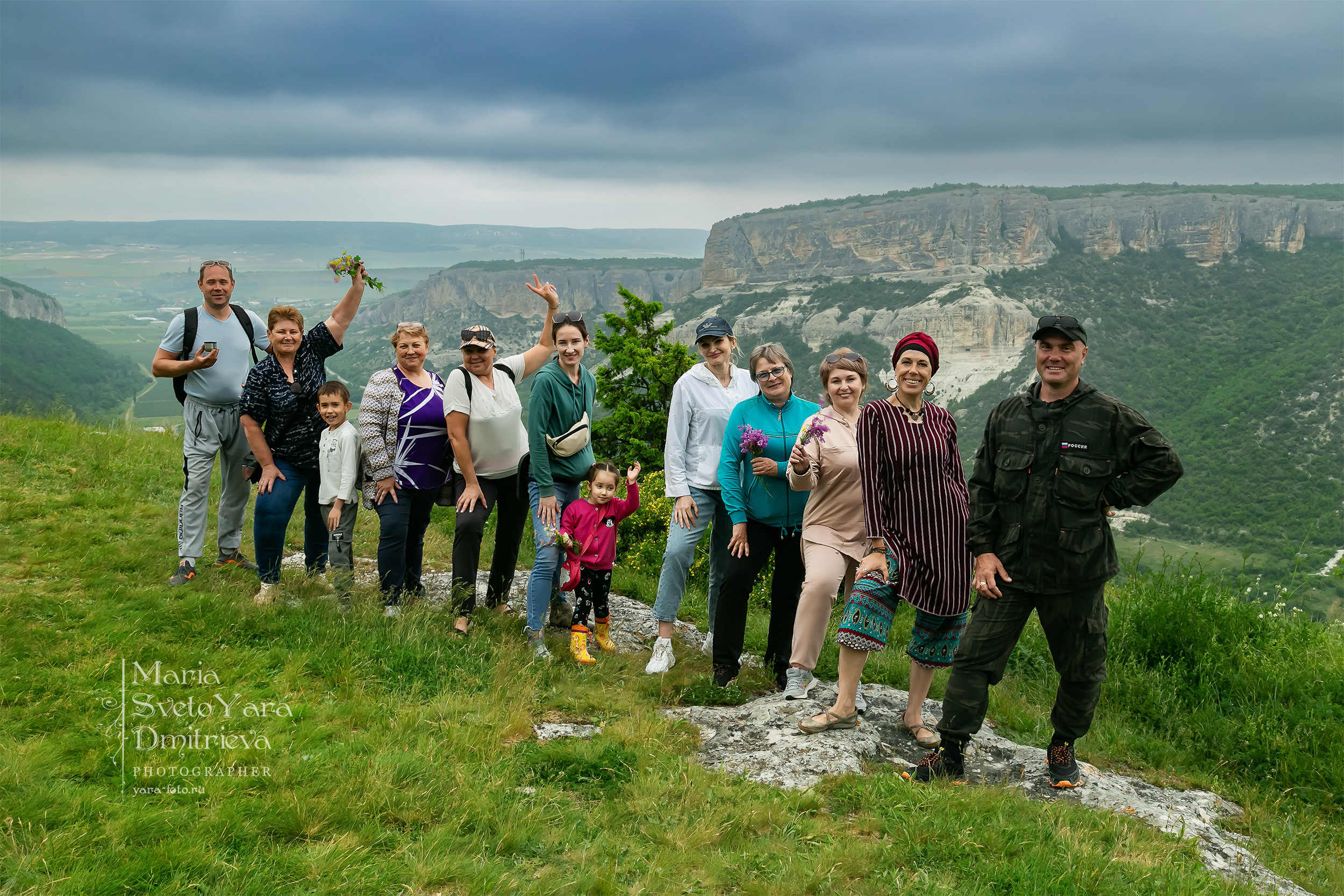 Инна 💠 Виды с трёх вершин Байдарской долины. Фотограф в Симферополе и Крыму — Мария СветоЯра Дмитриева | Индивидуальные и семейные съёмки