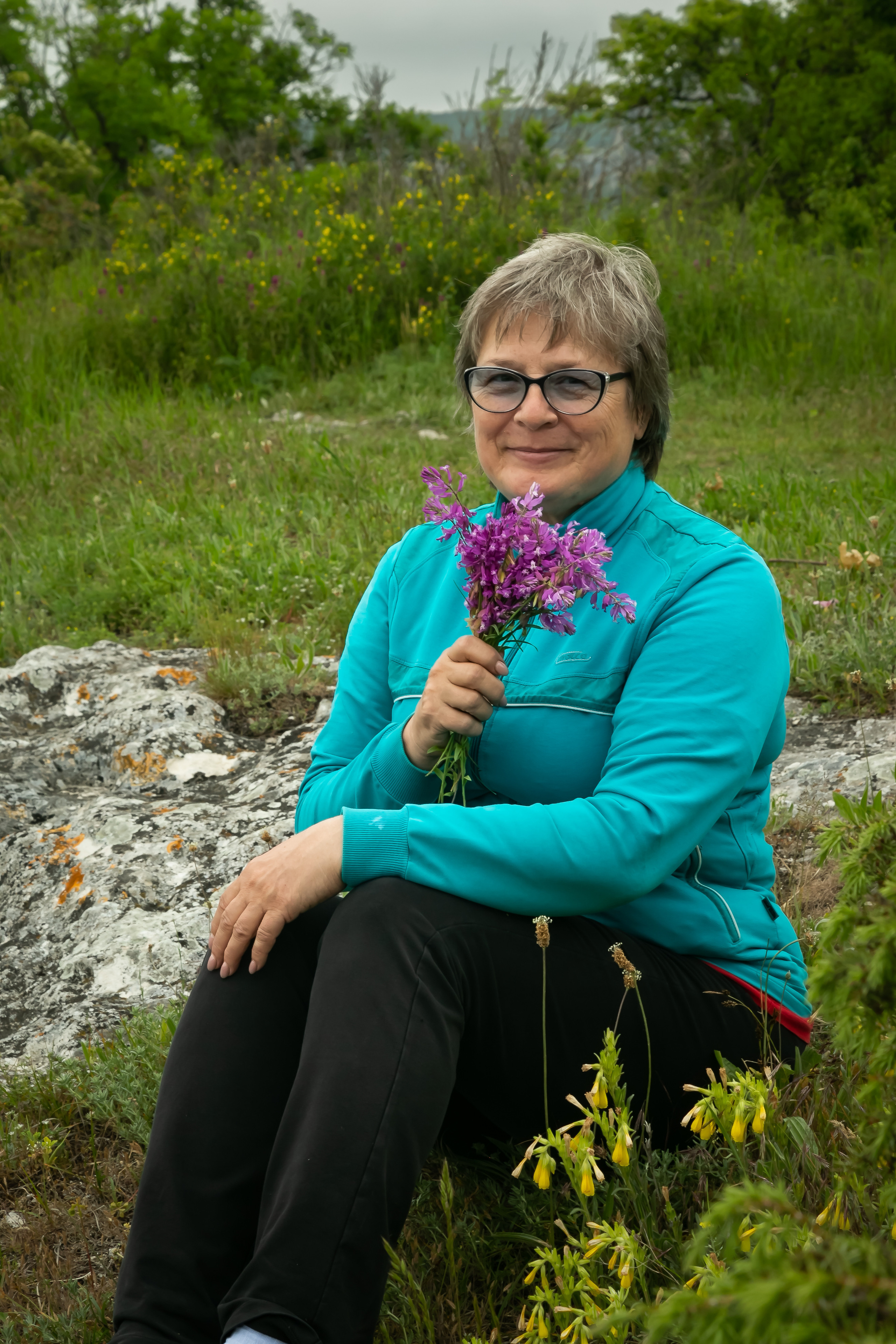 Инна 💠 Виды с трёх вершин Байдарской долины. Фотограф в Симферополе и Крыму — Мария СветоЯра Дмитриева | Индивидуальные и семейные съёмки