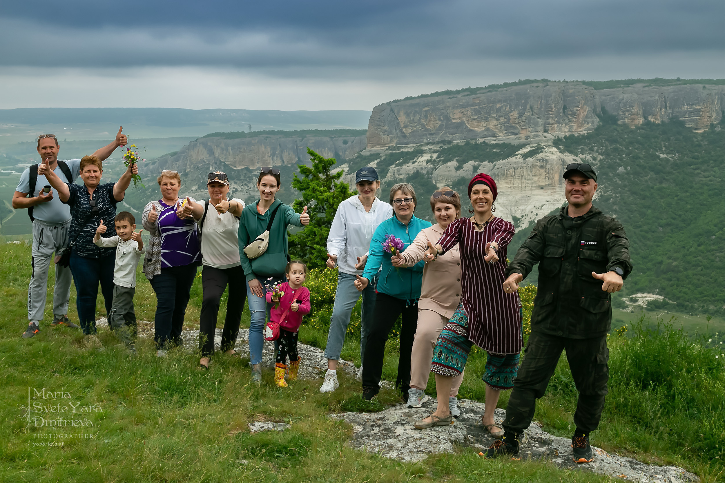 Инна 💠 Виды с трёх вершин Байдарской долины. Фотограф в Симферополе и Крыму — Мария СветоЯра Дмитриева | Индивидуальные и семейные съёмки