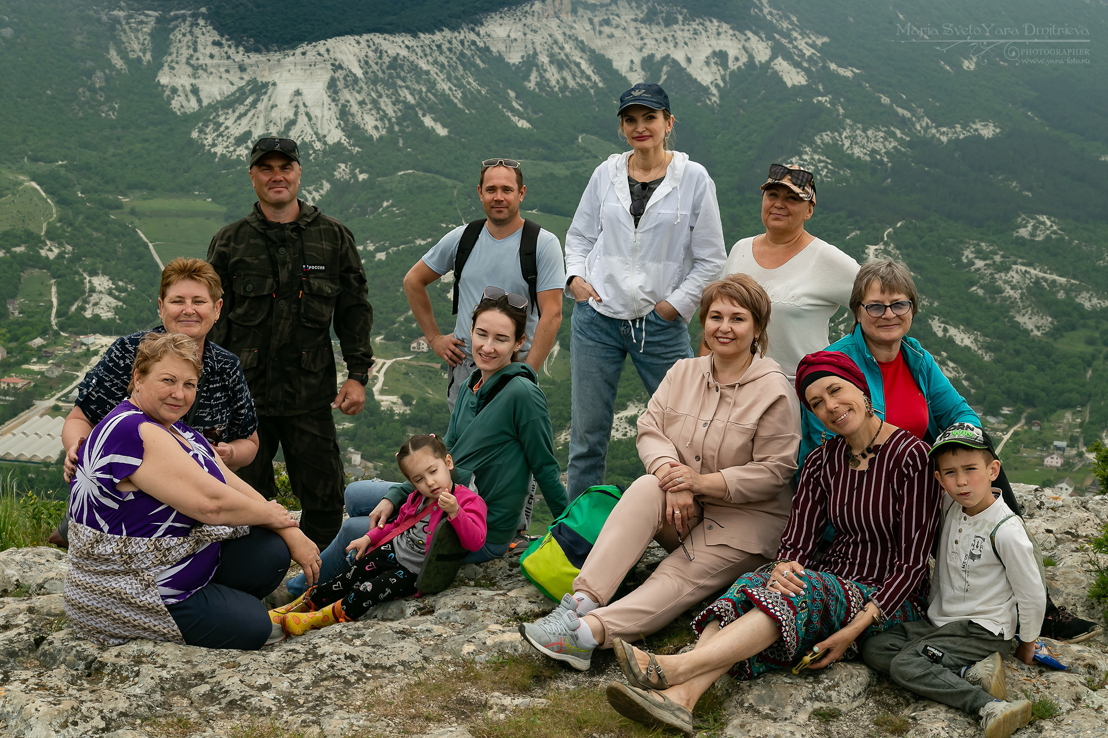 Инна 💠 Виды с трёх вершин Байдарской долины. Фотограф в Симферополе и Крыму — Мария СветоЯра Дмитриева | Индивидуальные и семейные съёмки