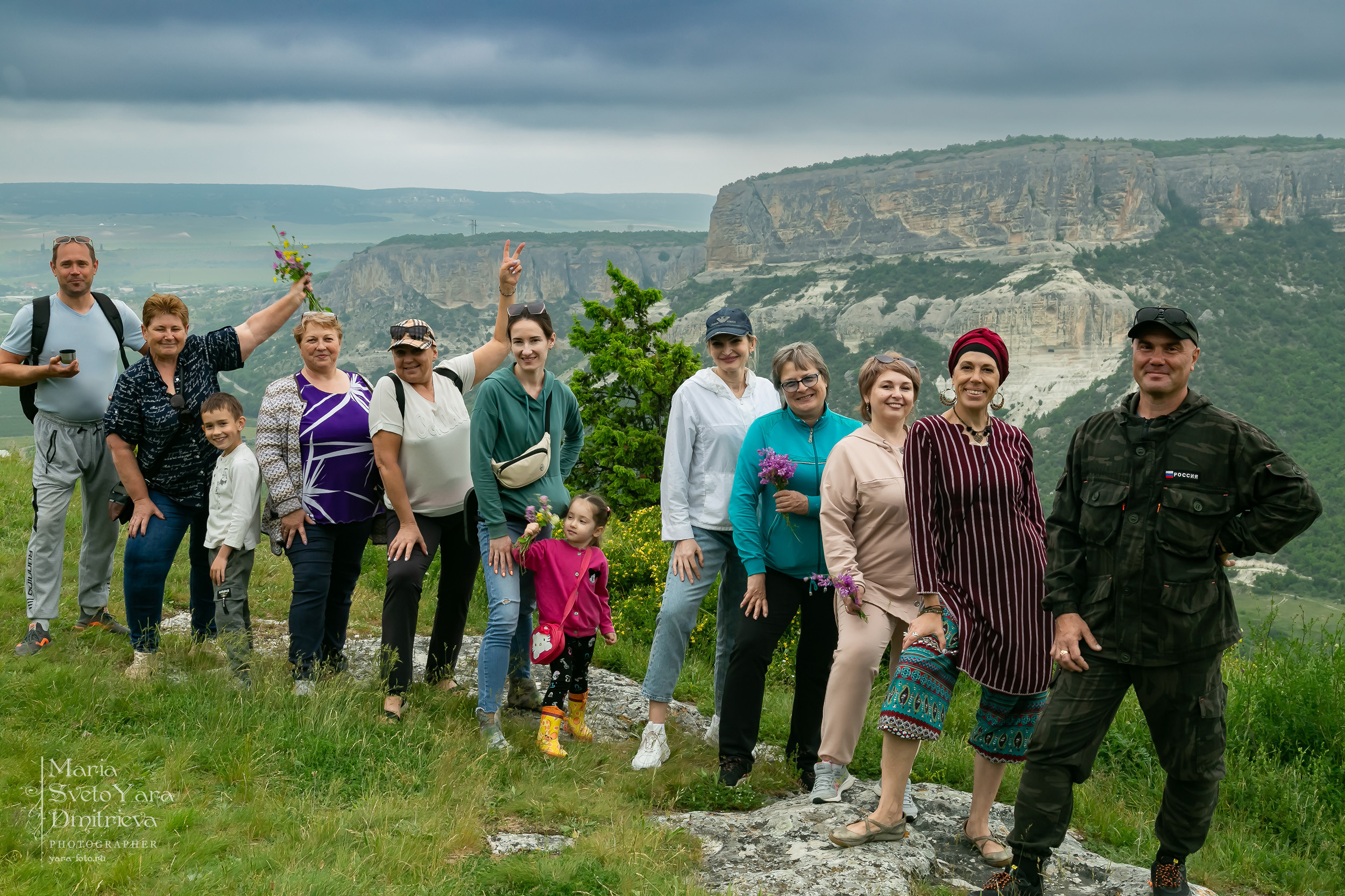 Инна 💠 Виды с трёх вершин Байдарской долины. Фотограф в Симферополе и Крыму — Мария СветоЯра Дмитриева | Индивидуальные и семейные съёмки