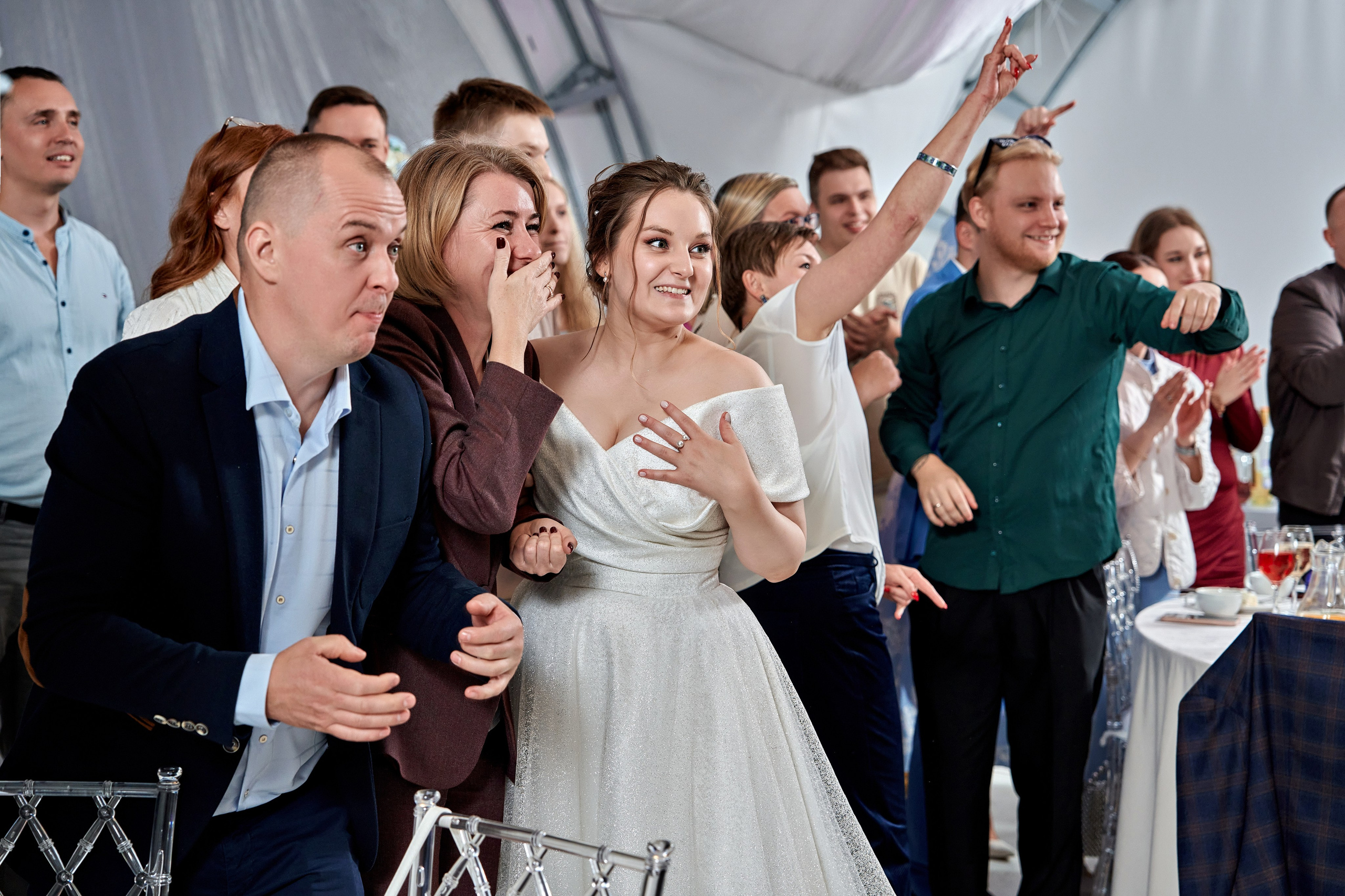 Нежная свадьба Антона и Софьи в яхт-клубе «Портофино». Фотограф Меняйло Евгений. Свадьба. Портрет. Репортаж. Семья. Контент