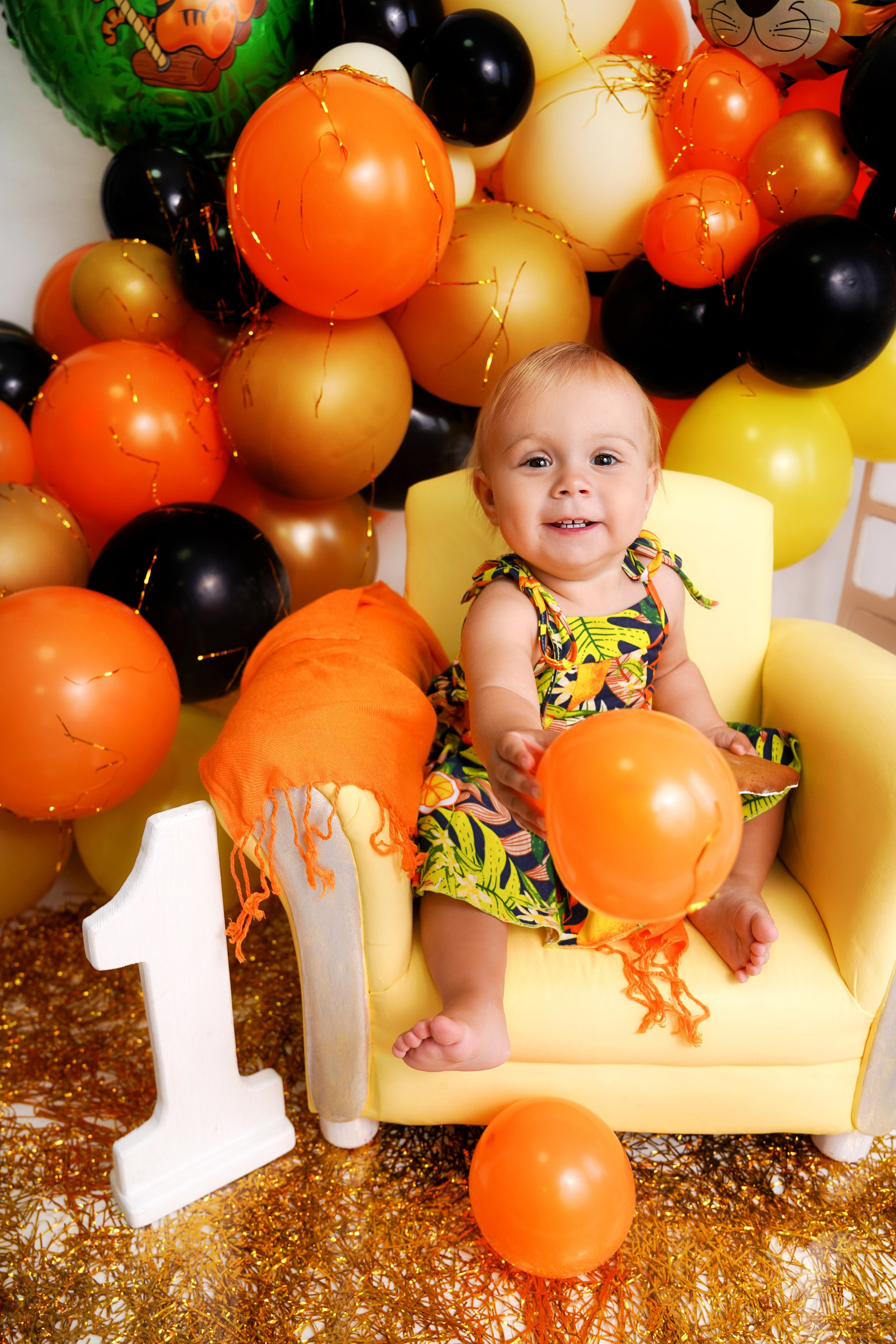 Фотосессия ГОДОВАСИЕ. Фотограф новорожденных, детей до года и беременных в Симферополе